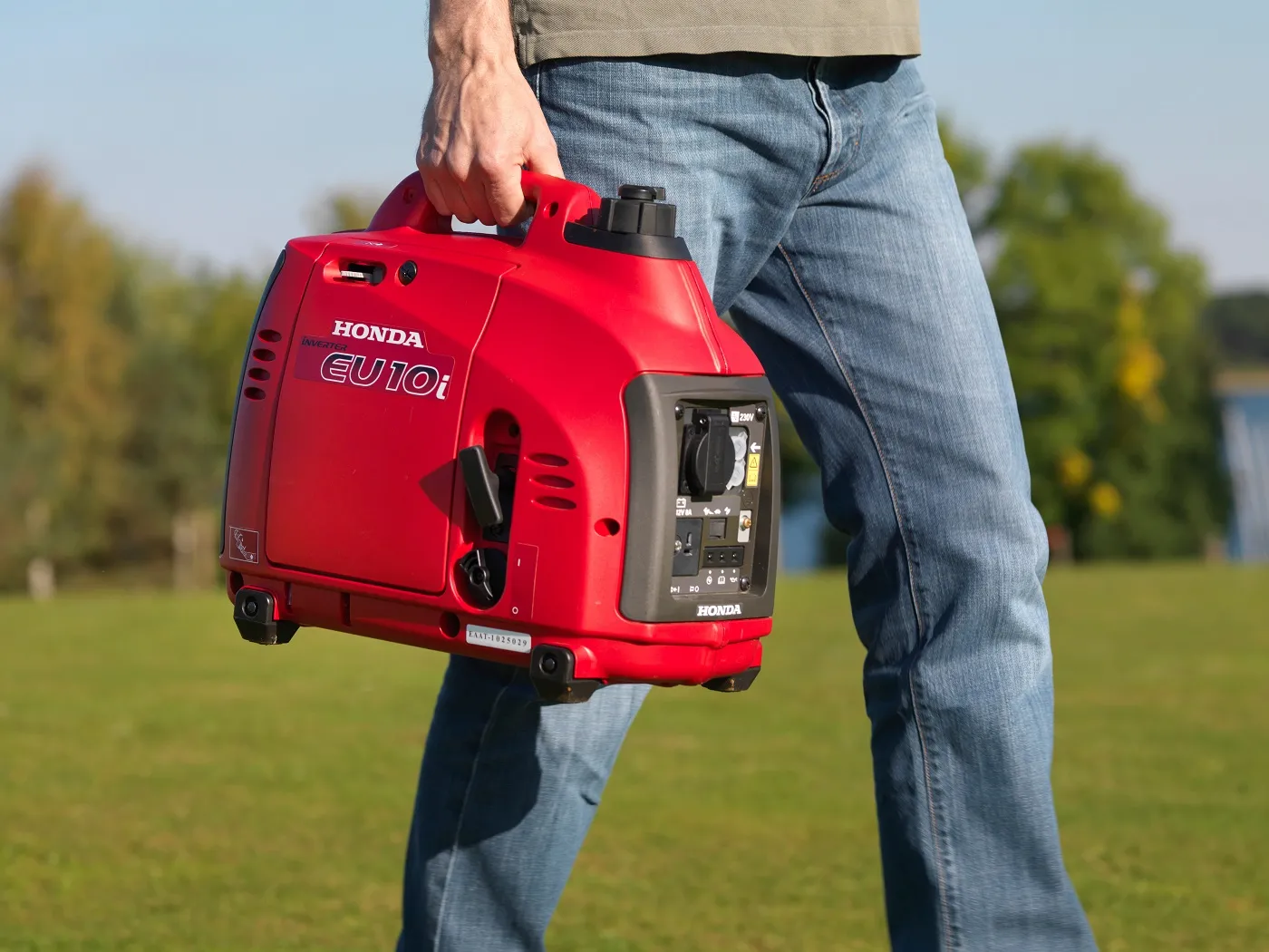 Honda-Portable-Generator-EU10i