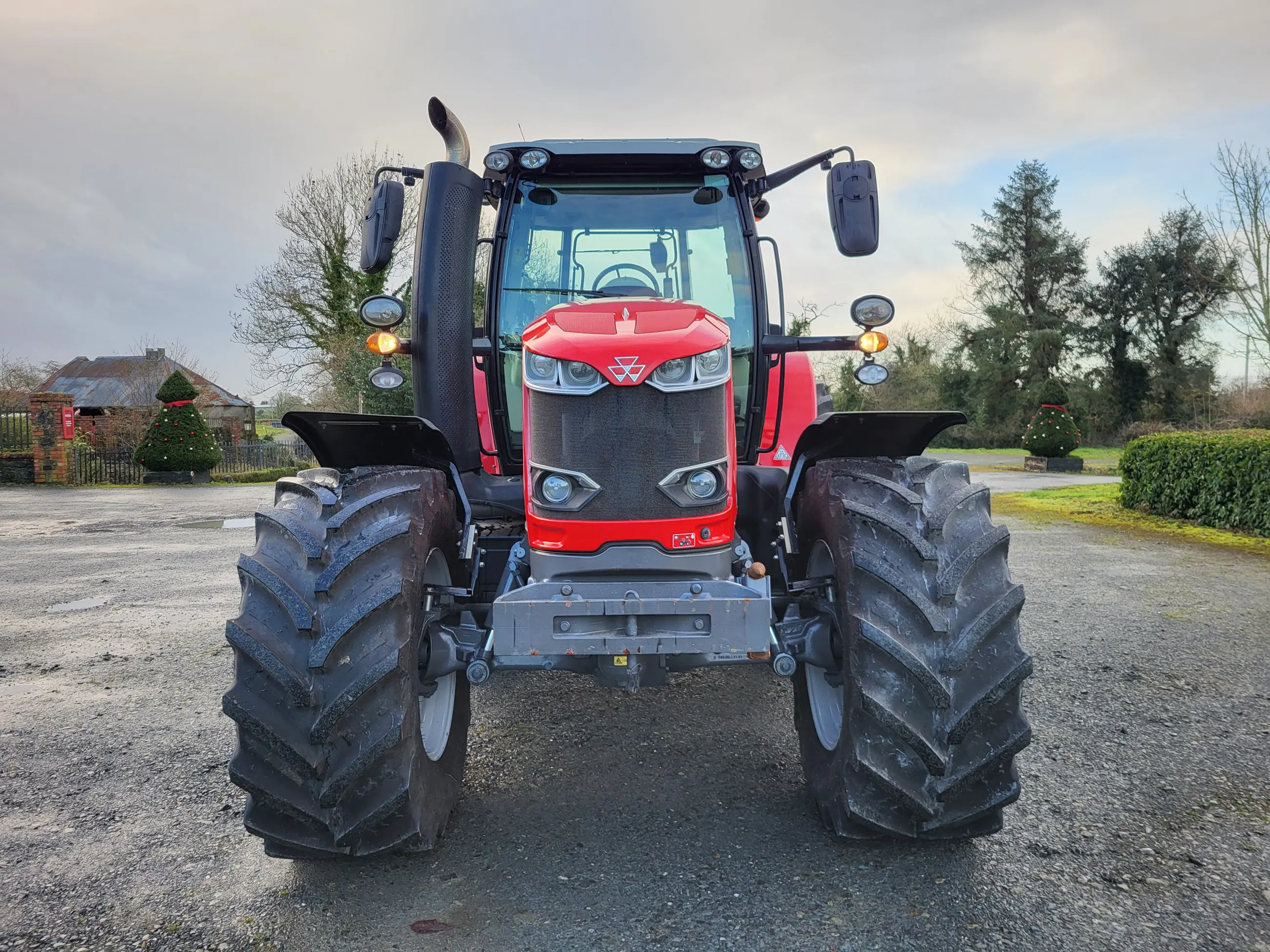 Massey Ferguson 7714S