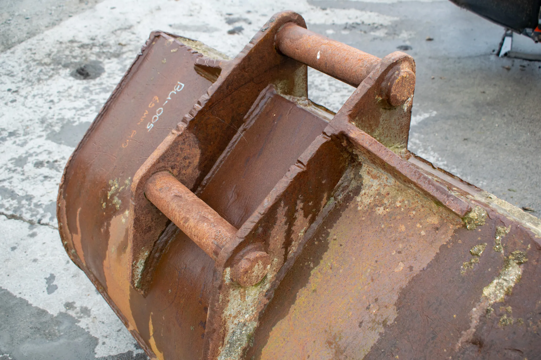 4ft Digging bucket 65mm Pin