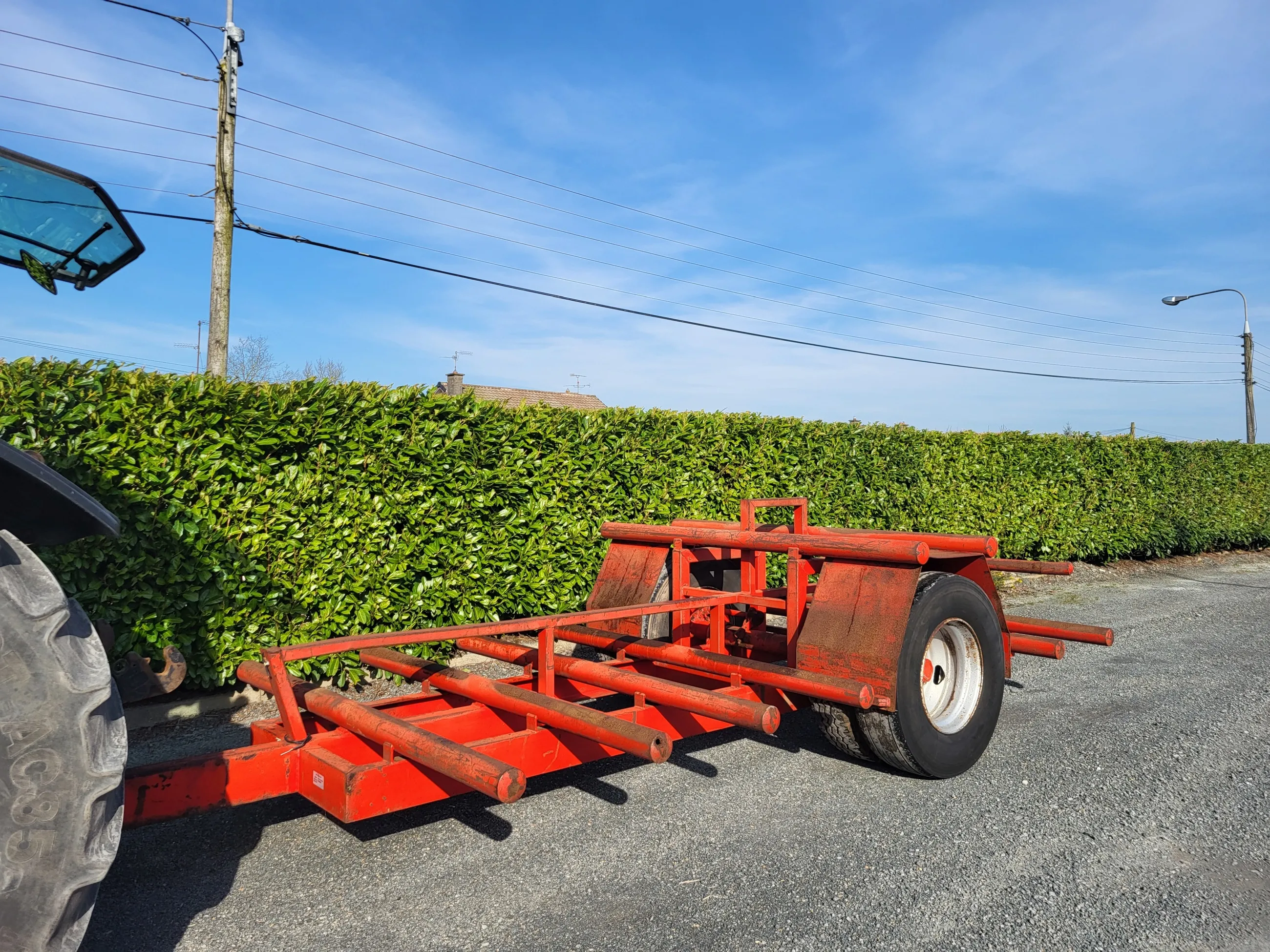8 Bale Tractor Trailer