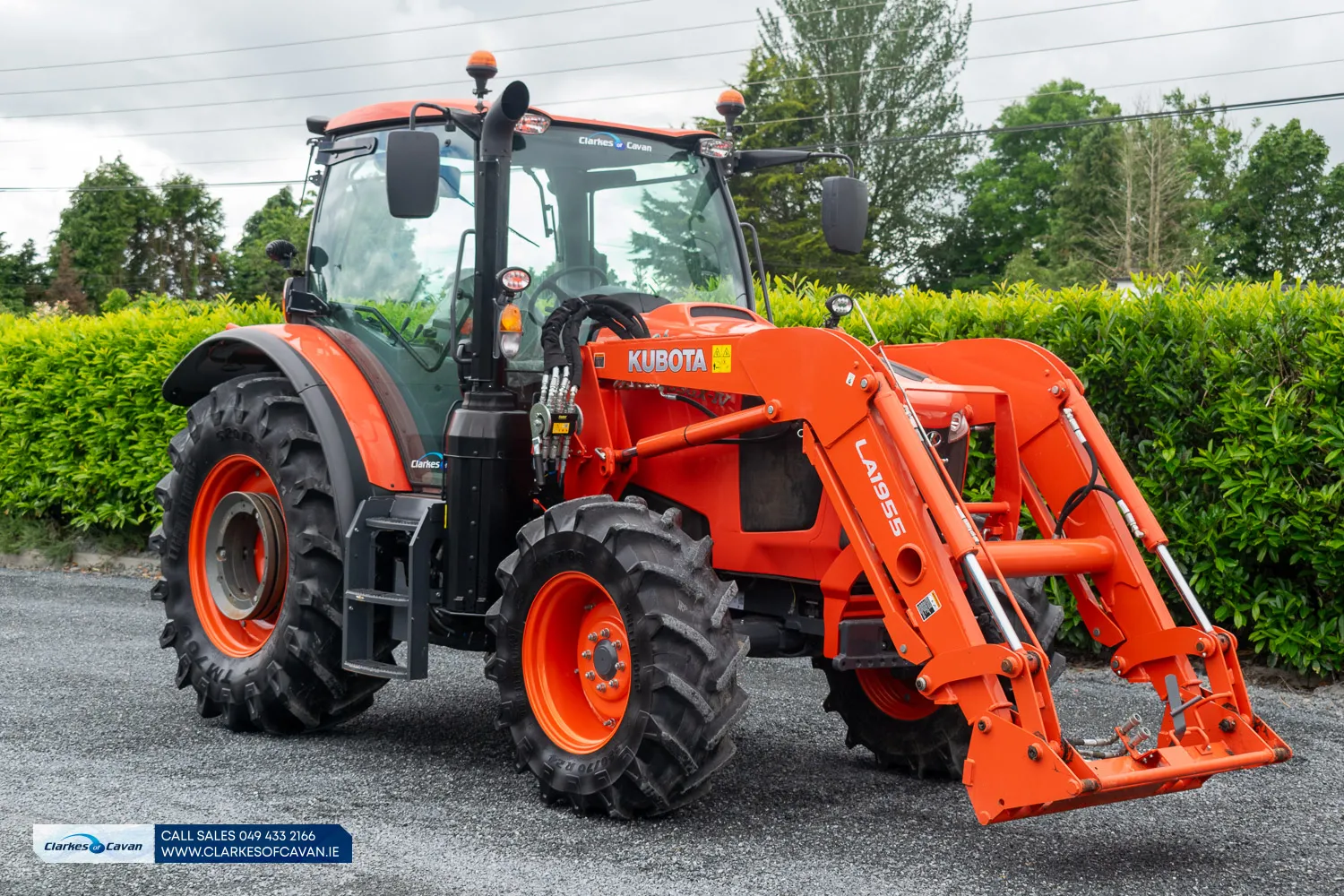 Kubota M105GX-IV