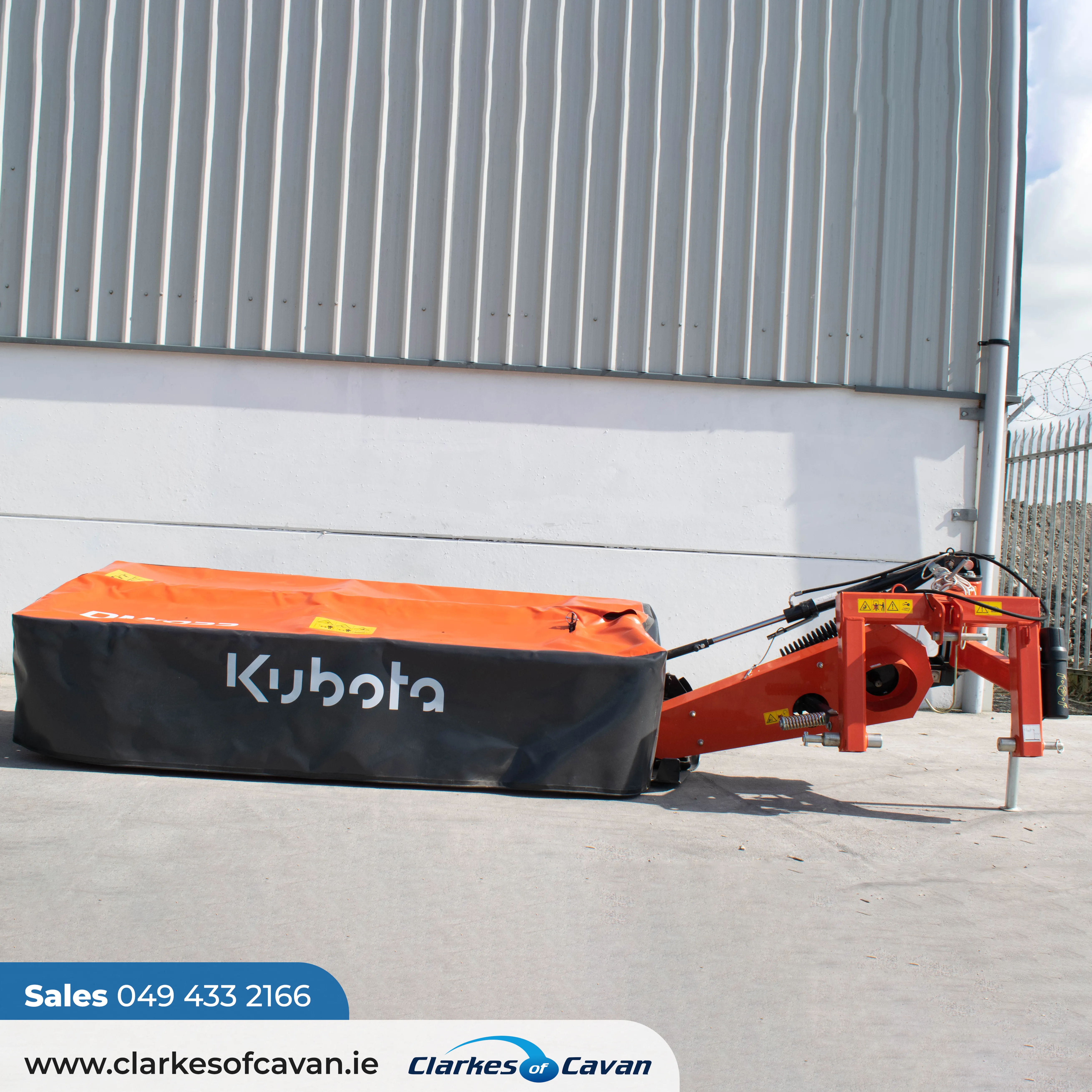 Kubota DM1022 Mower