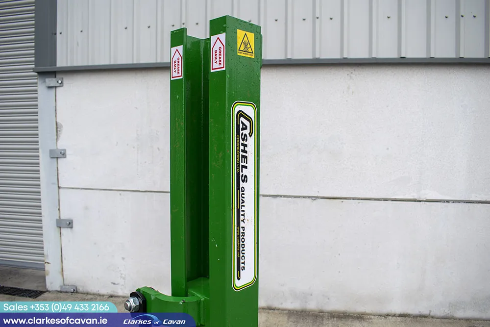 Cashels Bale Handler