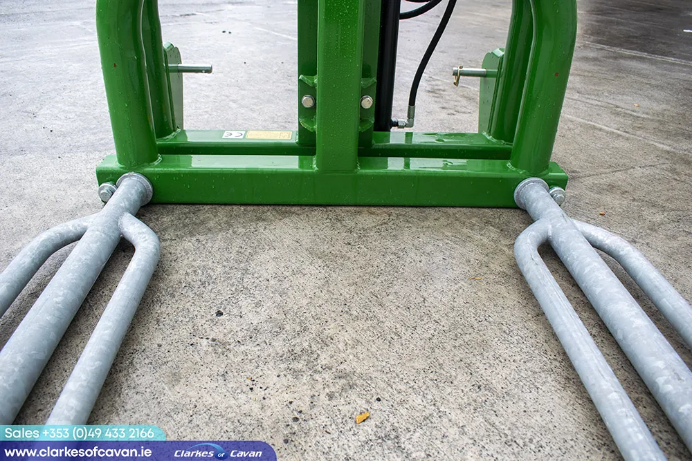 Cashels Bale Handler