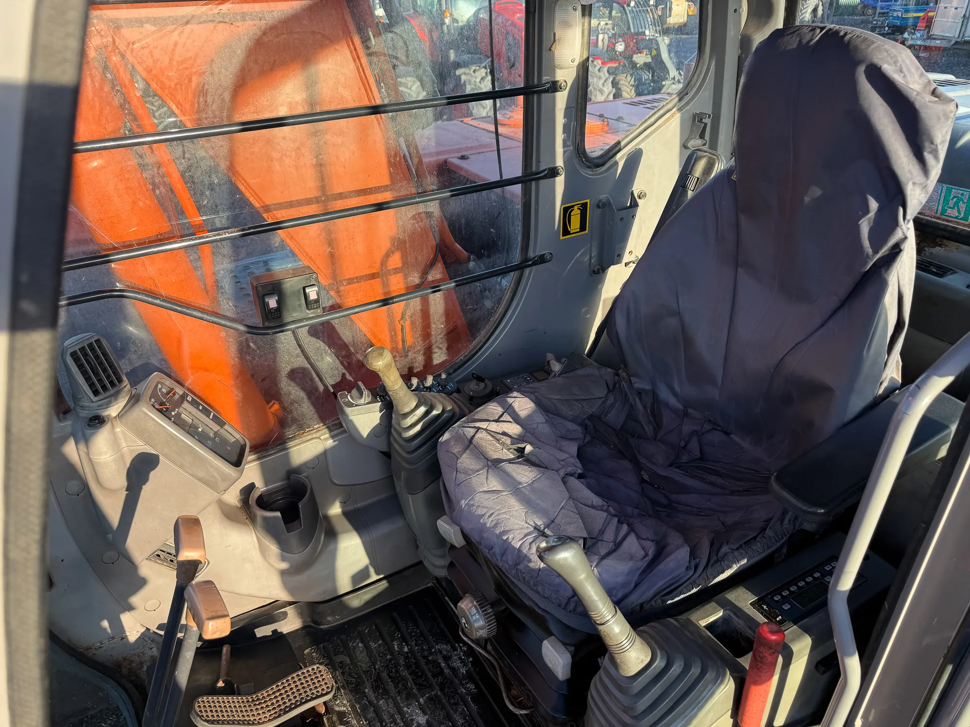 Hitachi Zaxis EX130-1