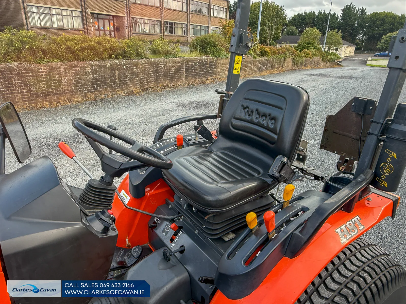 Kubota B3150 with LA534 Loader