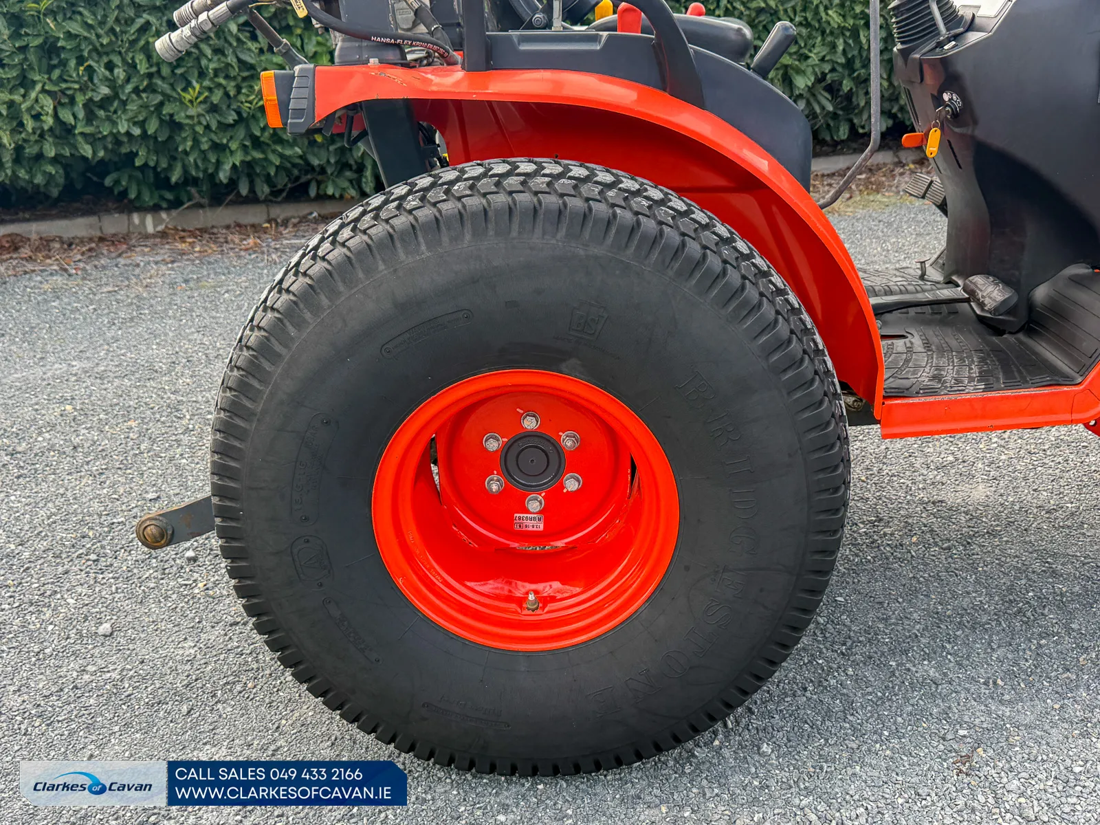 Kubota B3150 with LA534 Loader