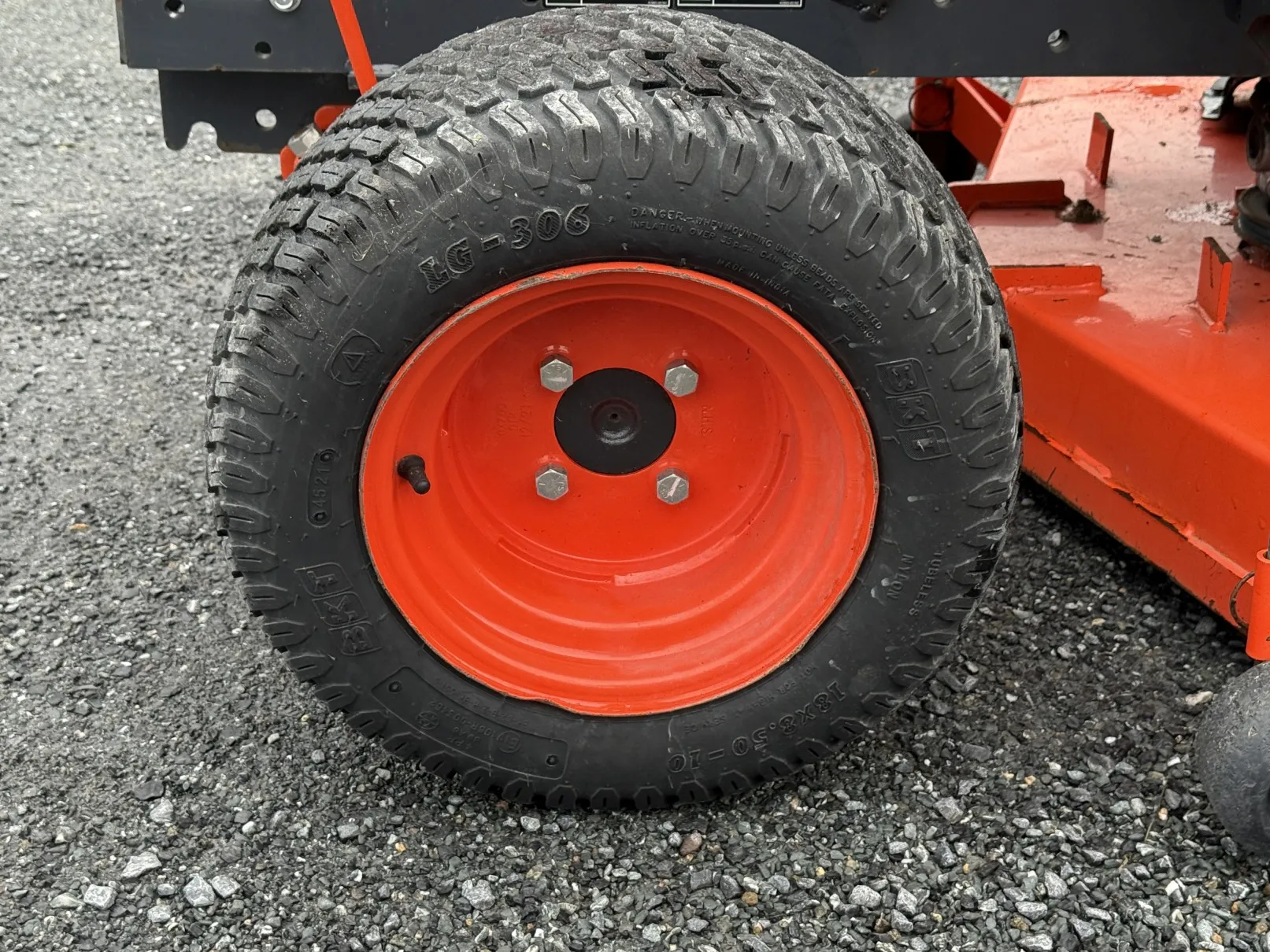 Kubota BX-231 Cab