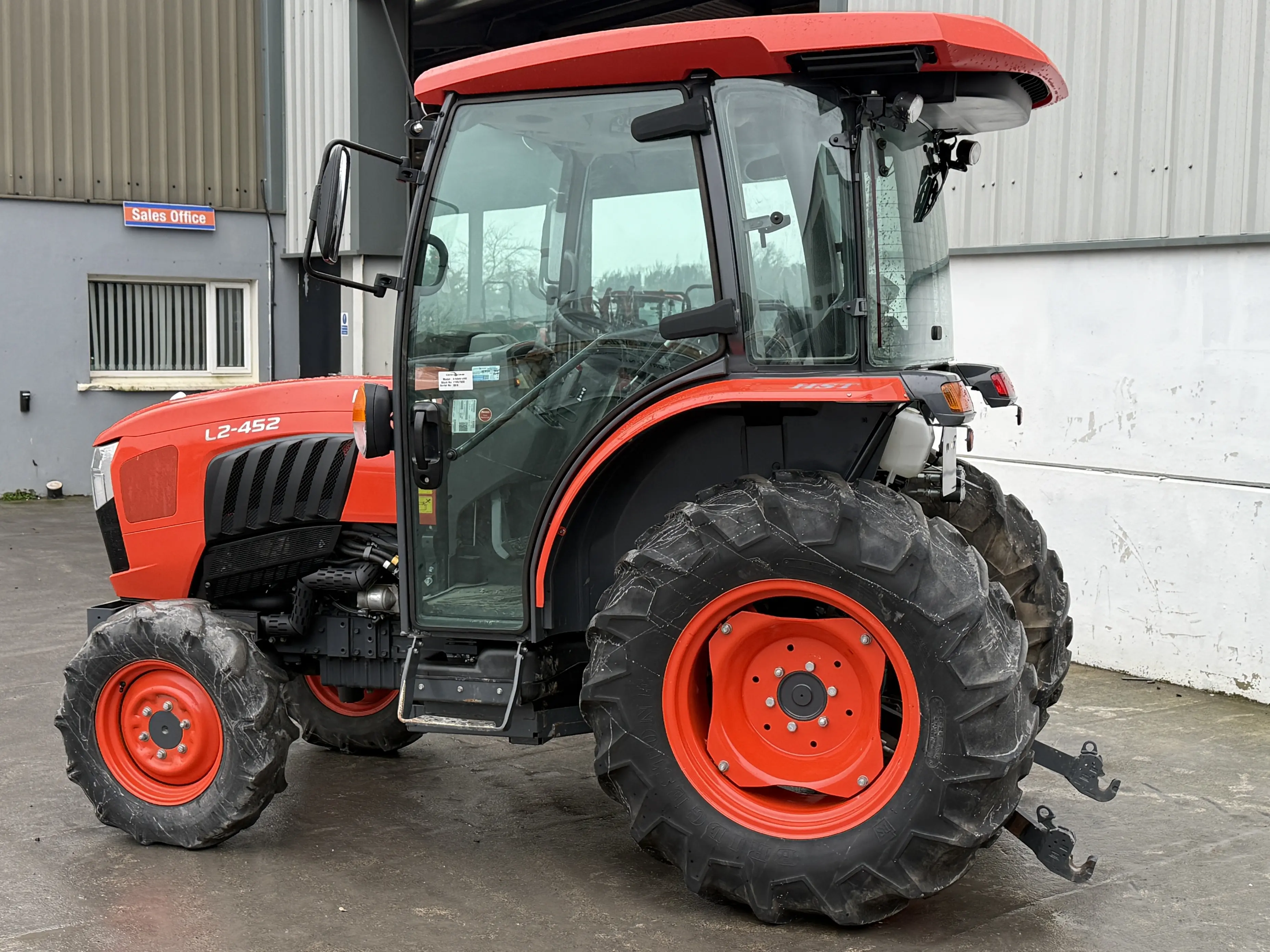 Kubota L2-452