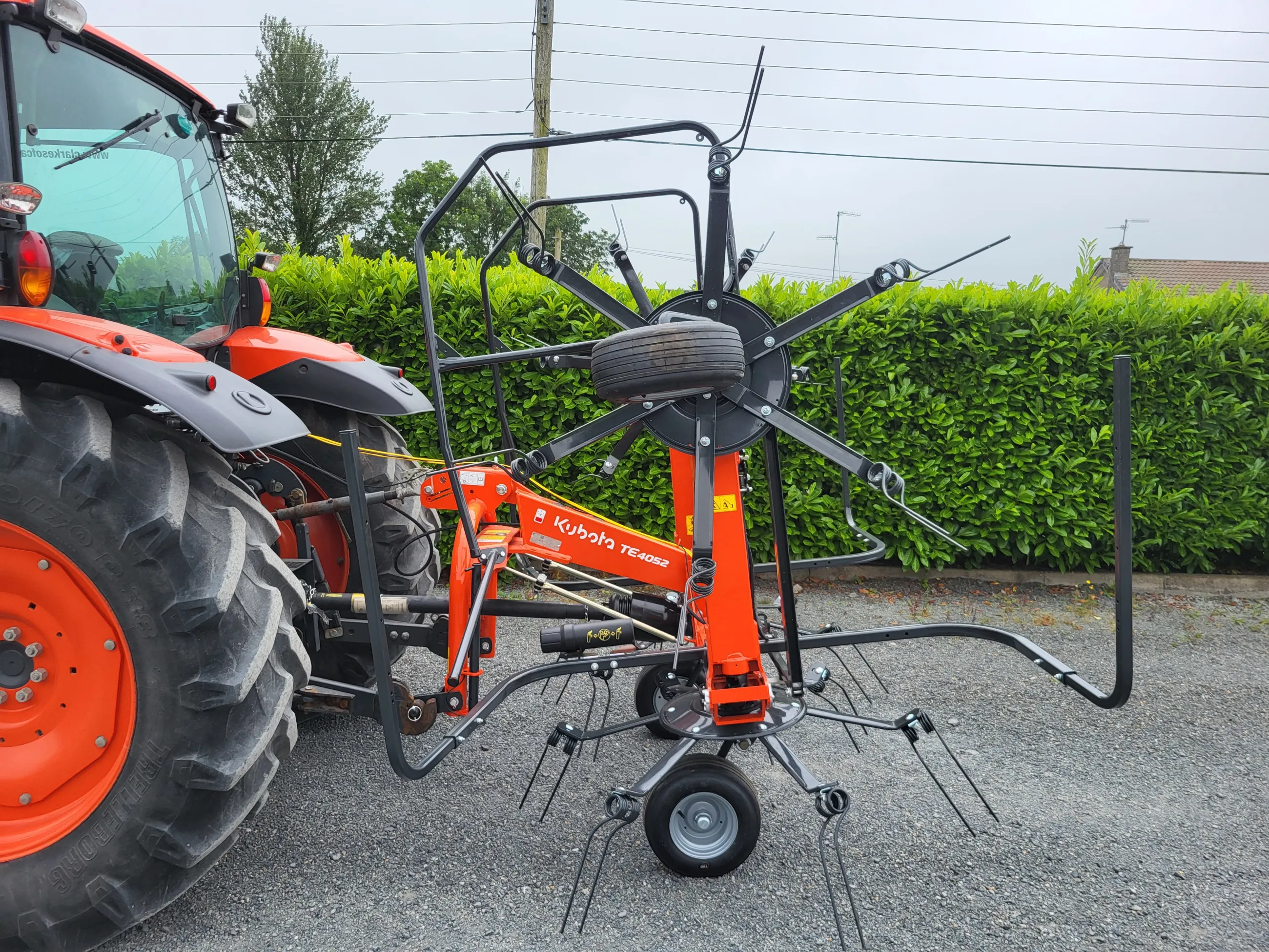 Kubota TE4052 Tedder