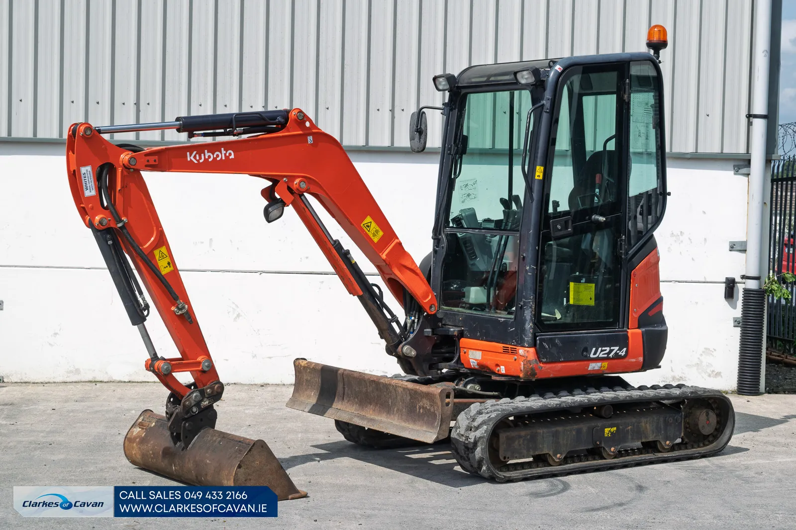 Kubota U27-4 Mini Digger