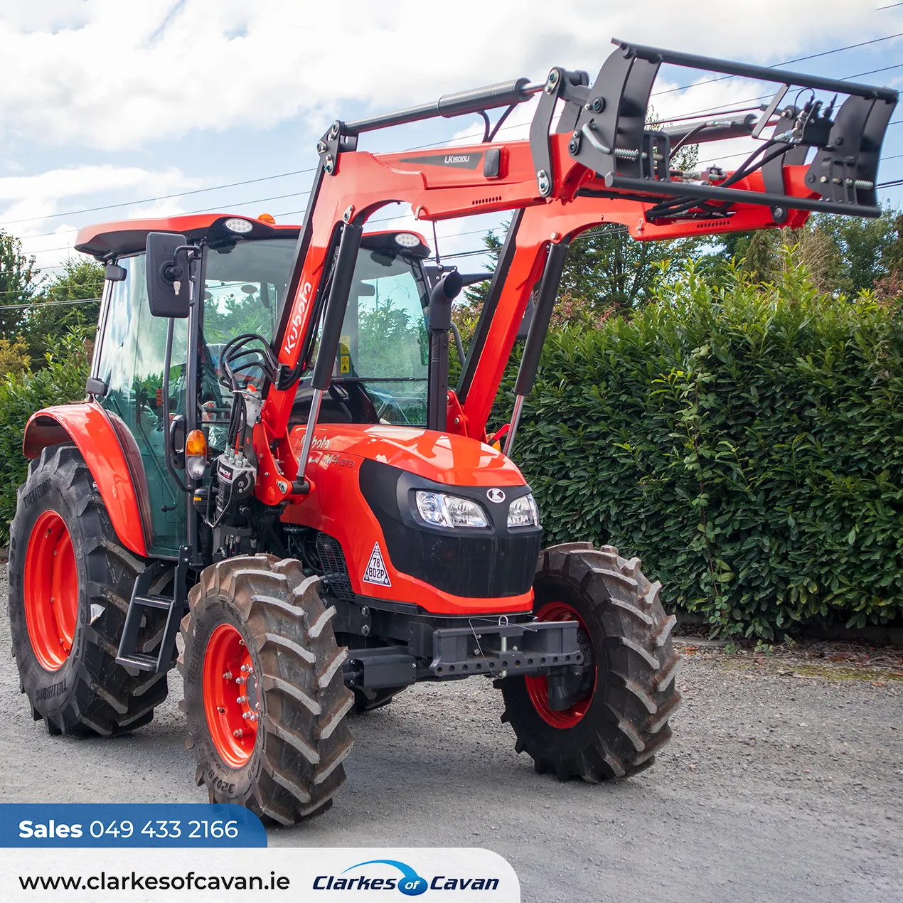 Kubota M4073 Loader