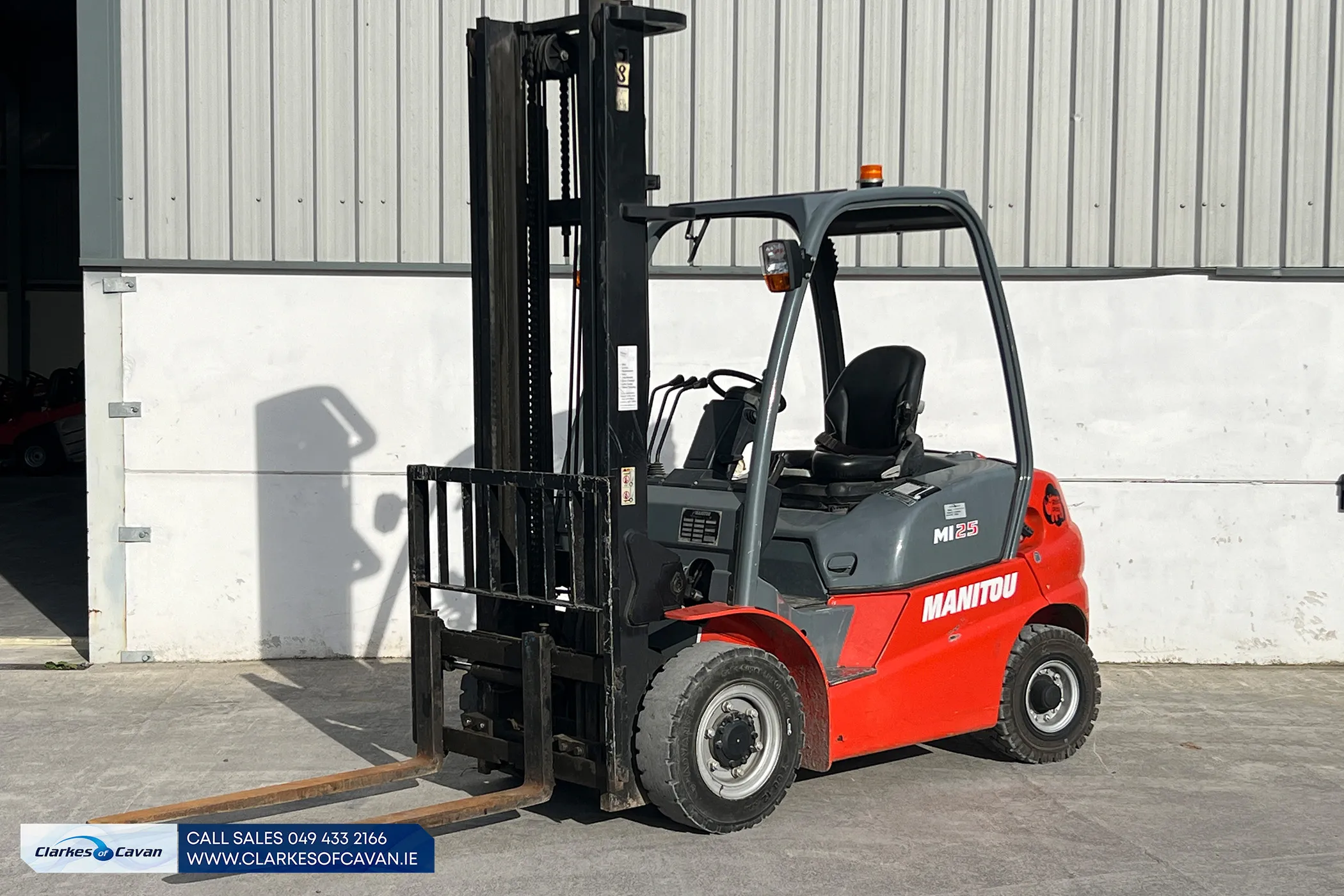 Manitou MI25D Forklift
