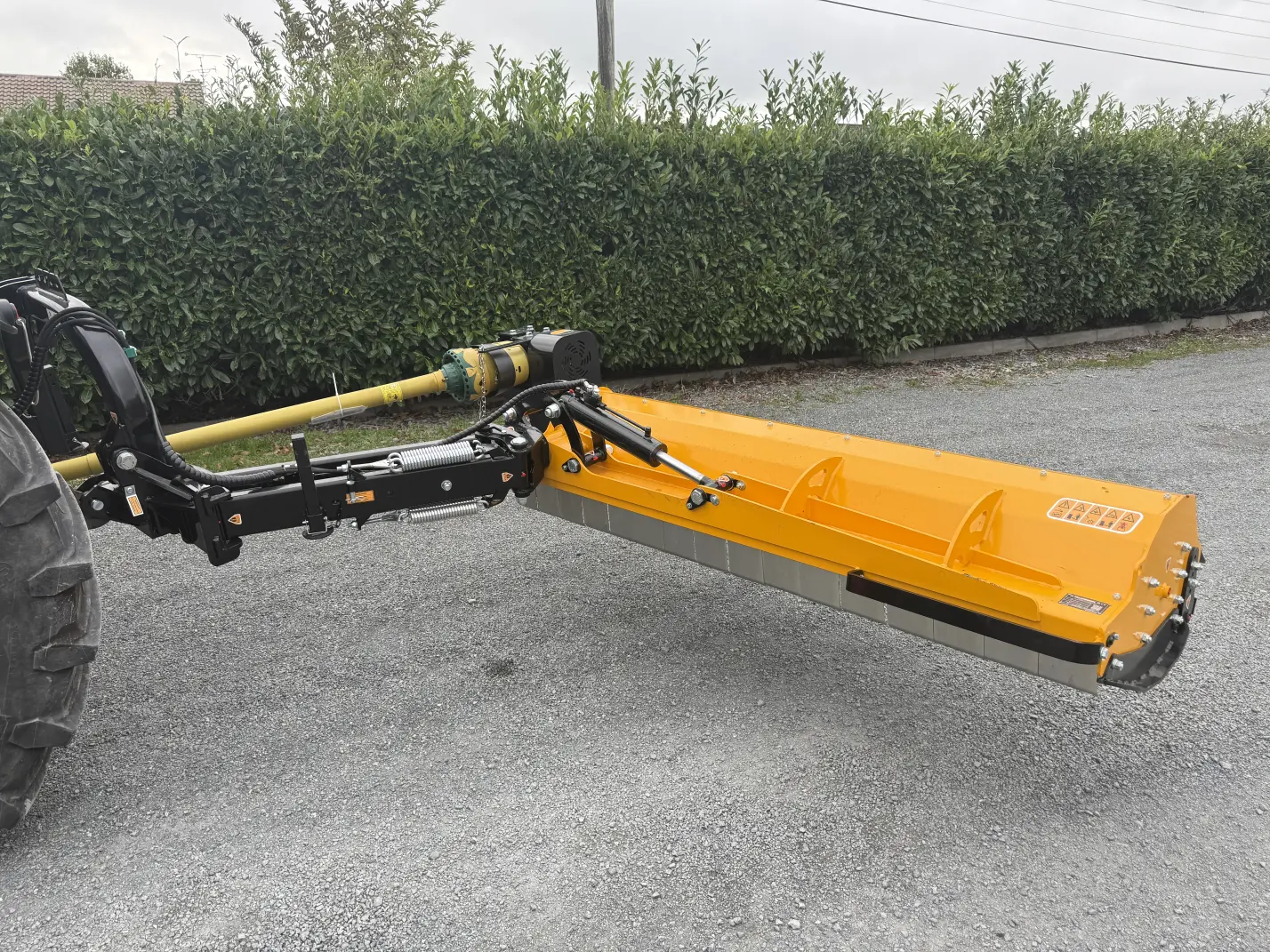 McConnel Magnum Elite Offset 225 Flail Mower