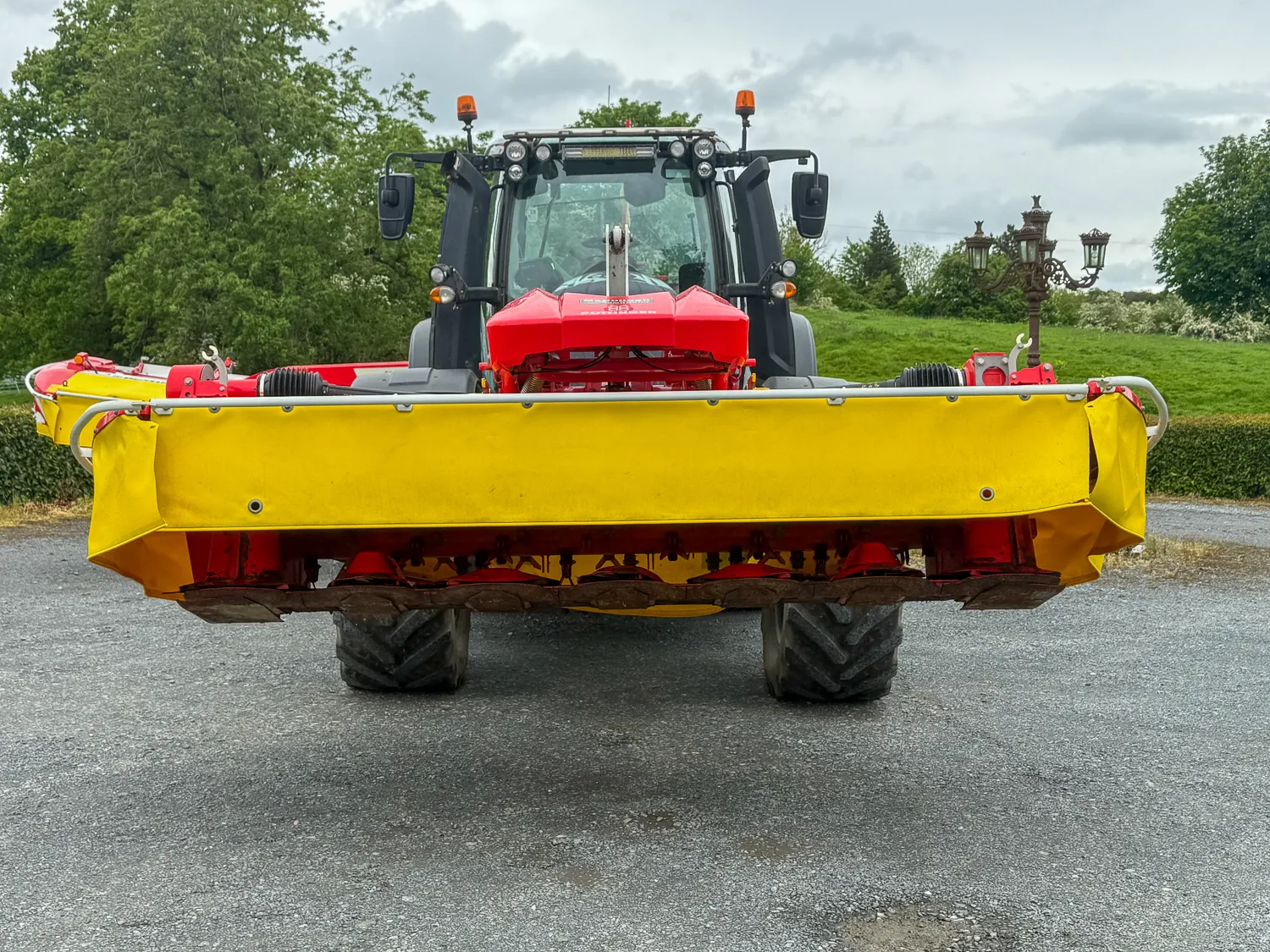 Pottinger Novacat 301 Alpha Motion Pro Front Mower + Novacat 302CF Rear Mower