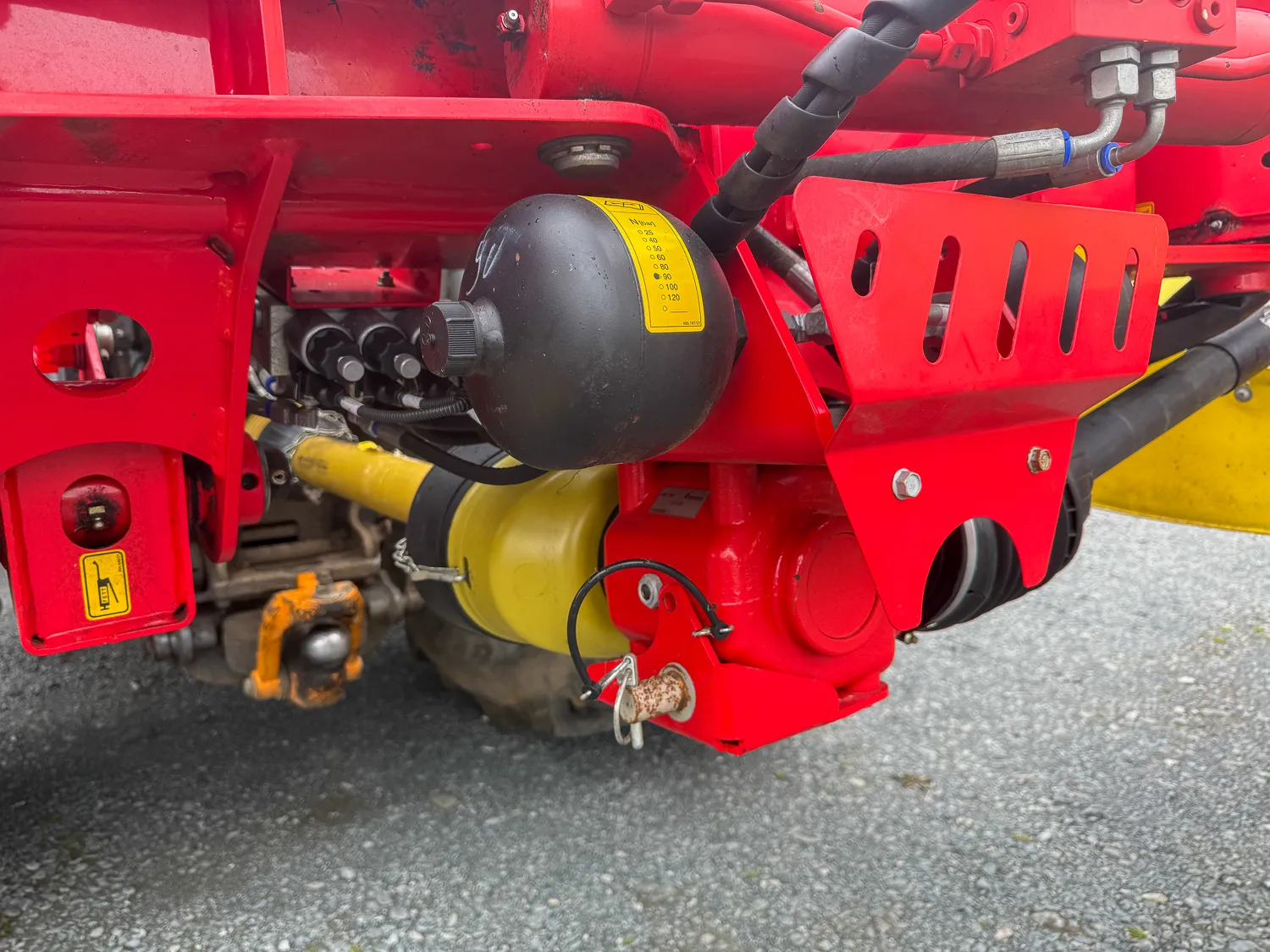 Pottinger Novacat 301 Alpha Motion Pro Front Mower + Novacat 302CF Rear Mower