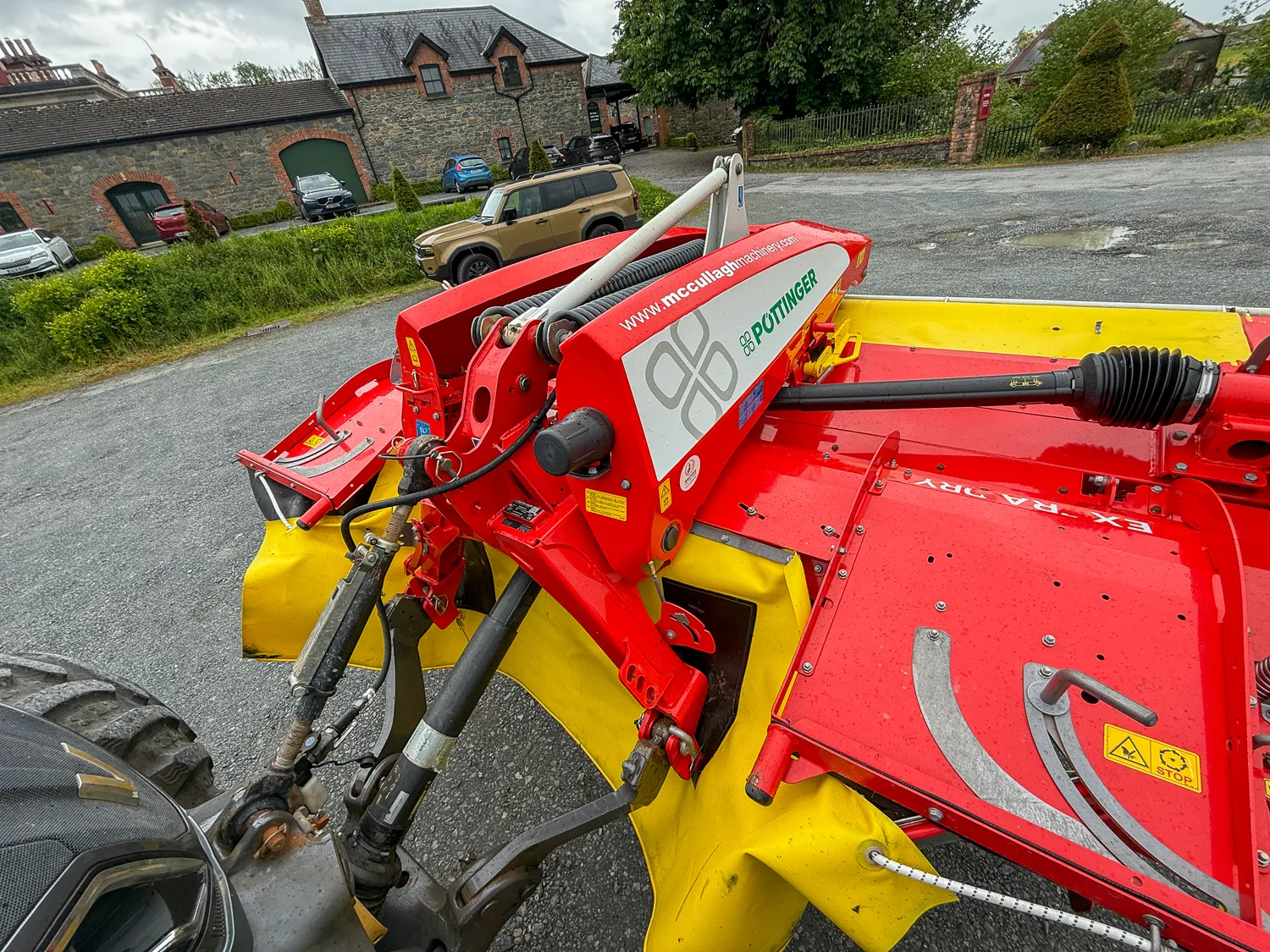 Pottinger Novacat 301 Alpha Motion Pro Front Mower + Novacat 302CF Rear Mower