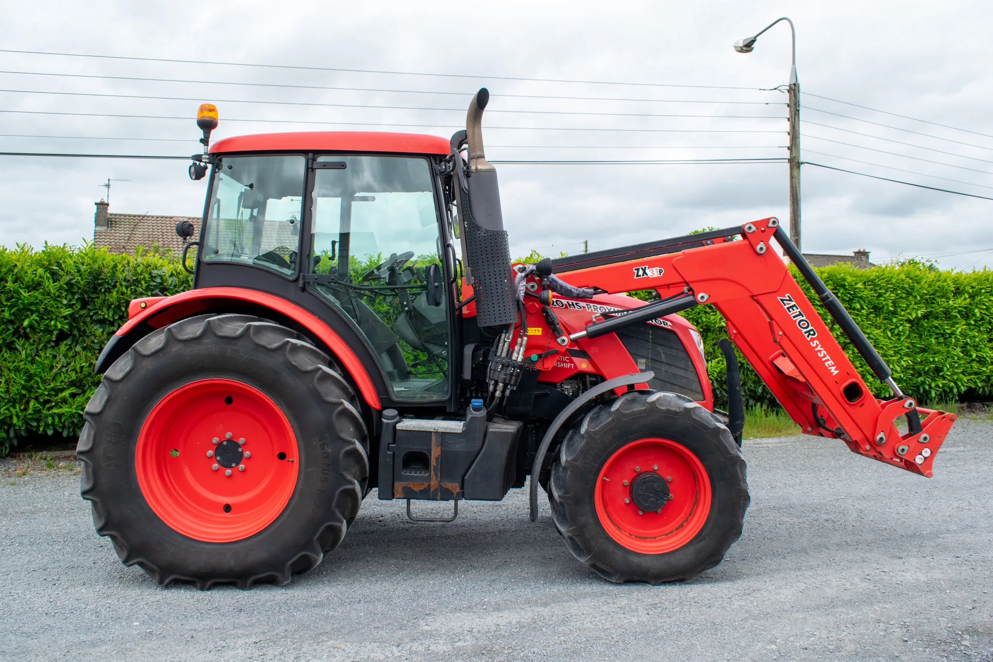 Zetor Proxima HS120 with Loader