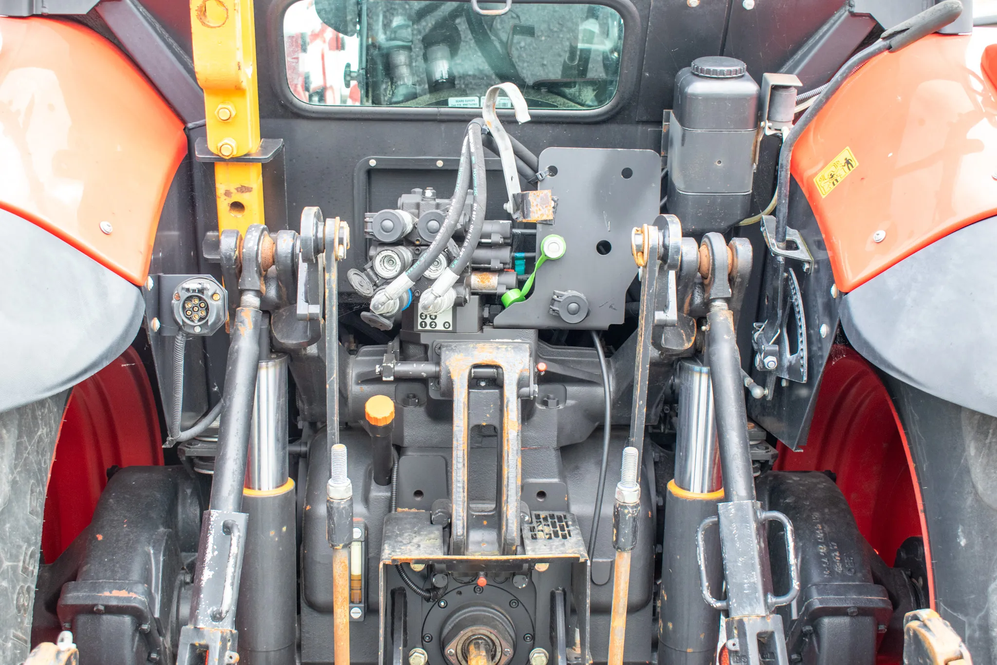 Zetor Proxima HS120 with Loader