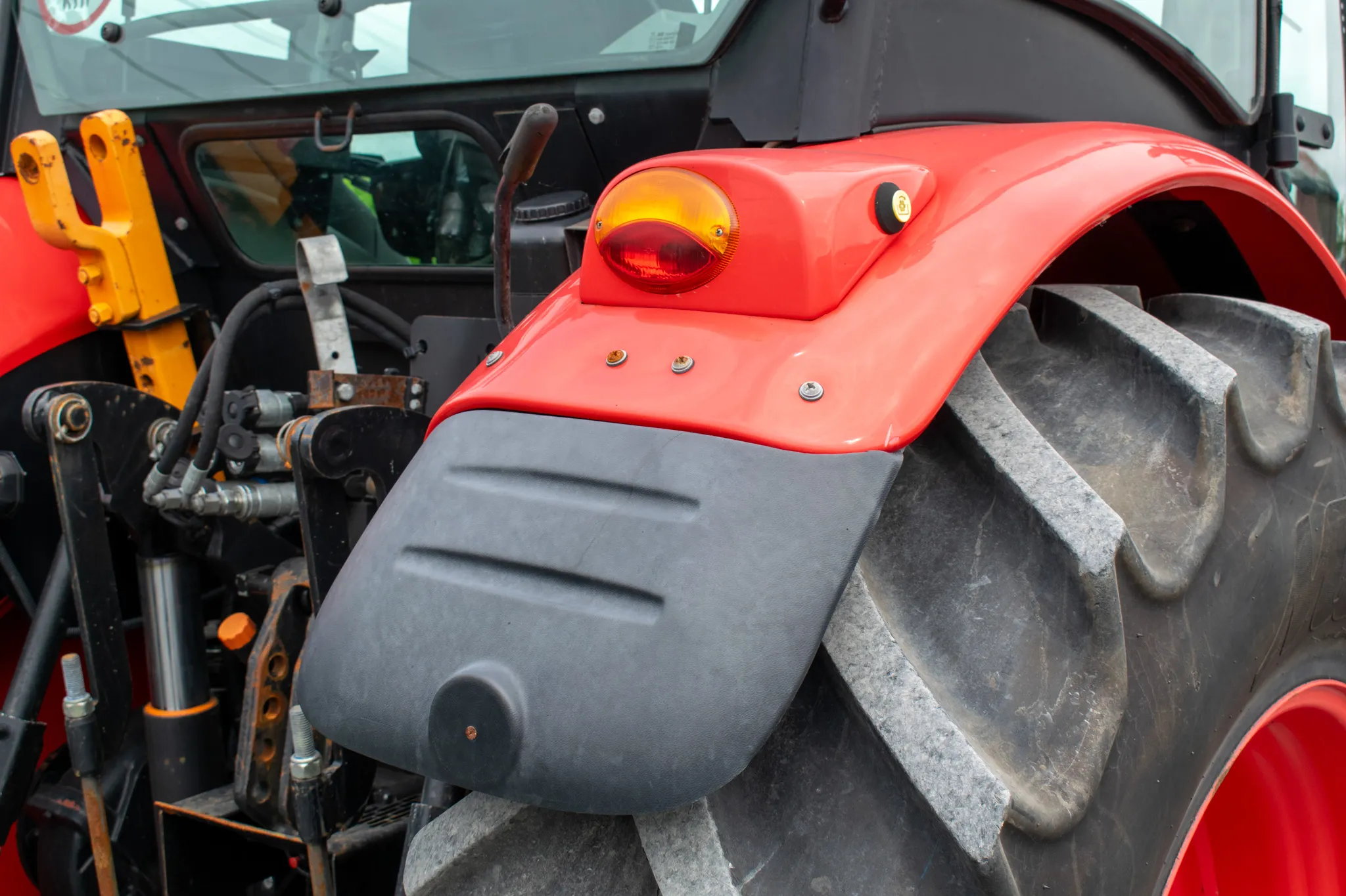 Zetor Proxima HS120 with Loader