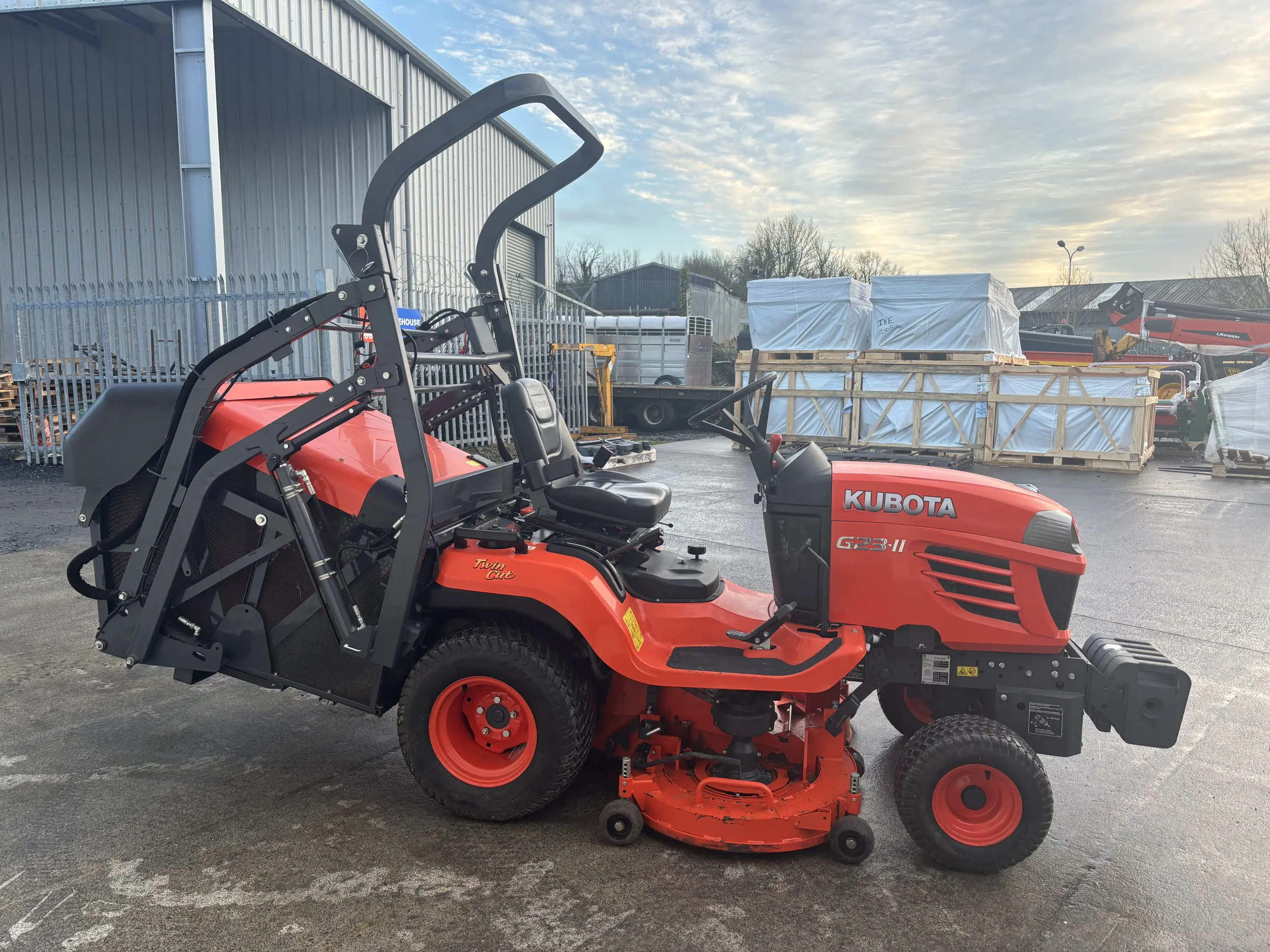 Used 2014 Kubota G23 HD Lawnmower