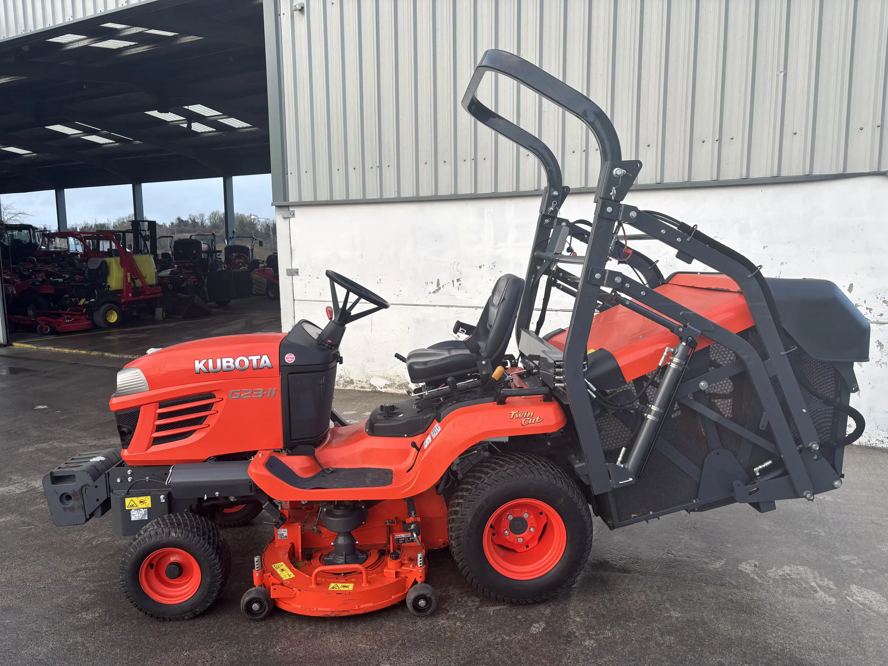 Used 2014 Kubota G23 HD Lawnmower