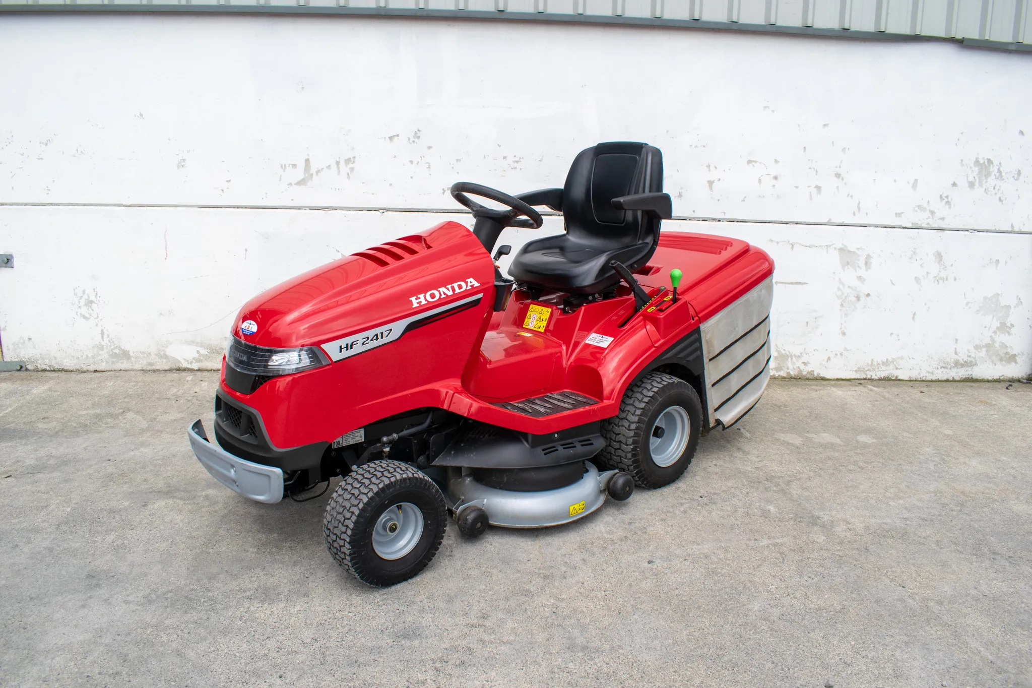Used 2022 Honda HF2417 Lawnmower