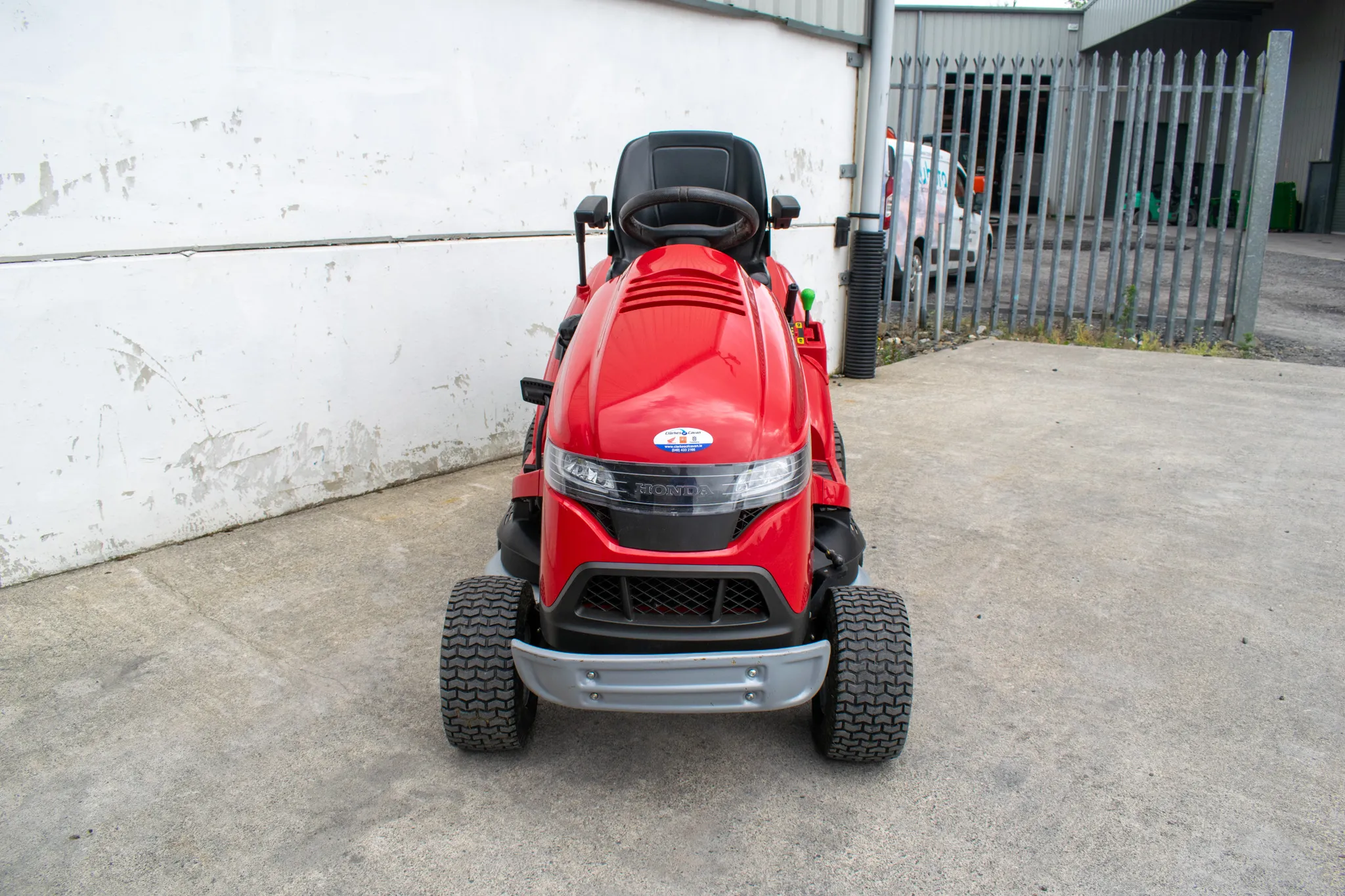 Used 2022 Honda HF2417 Lawnmower