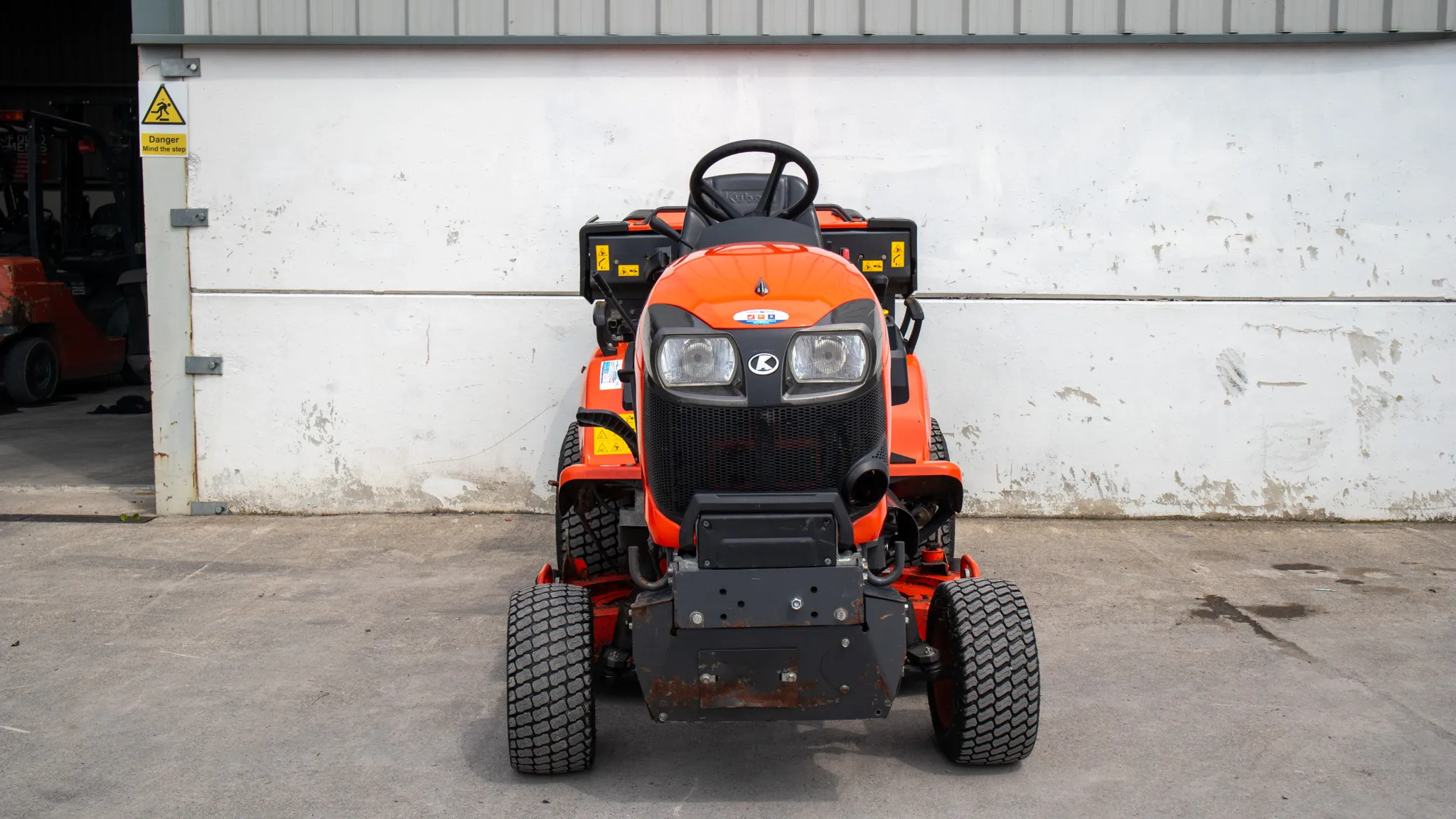 Used 2023 Kubota G231LD Lawnmower