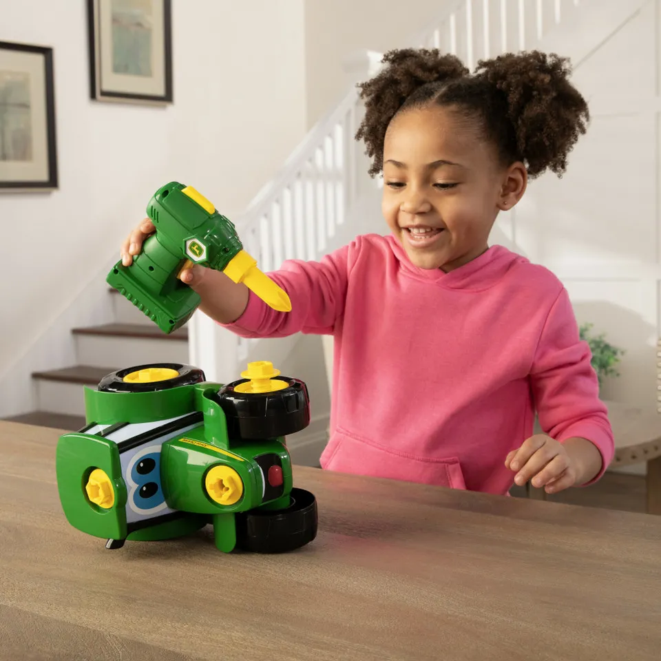 Britains John Deere Build-A-Buddy Johnny Tractor