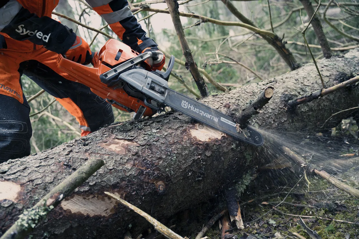 Husqvarna 572 XP Chainsaw