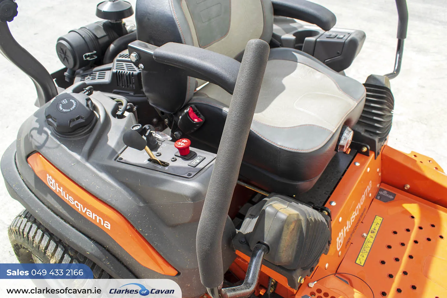 Husqvarna z560x zero turn mower clearance