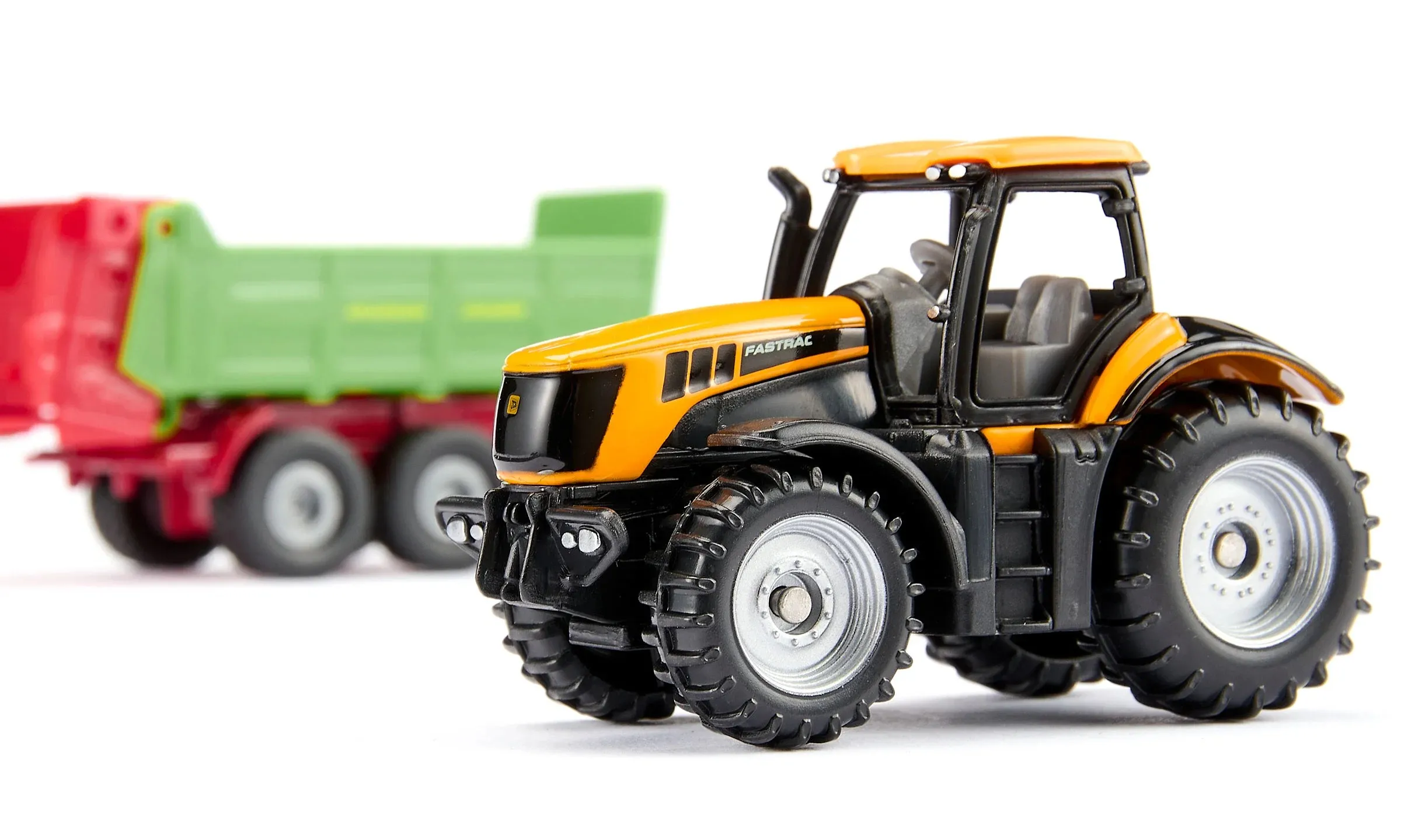 Siku JCB with Strautmann universal spreader