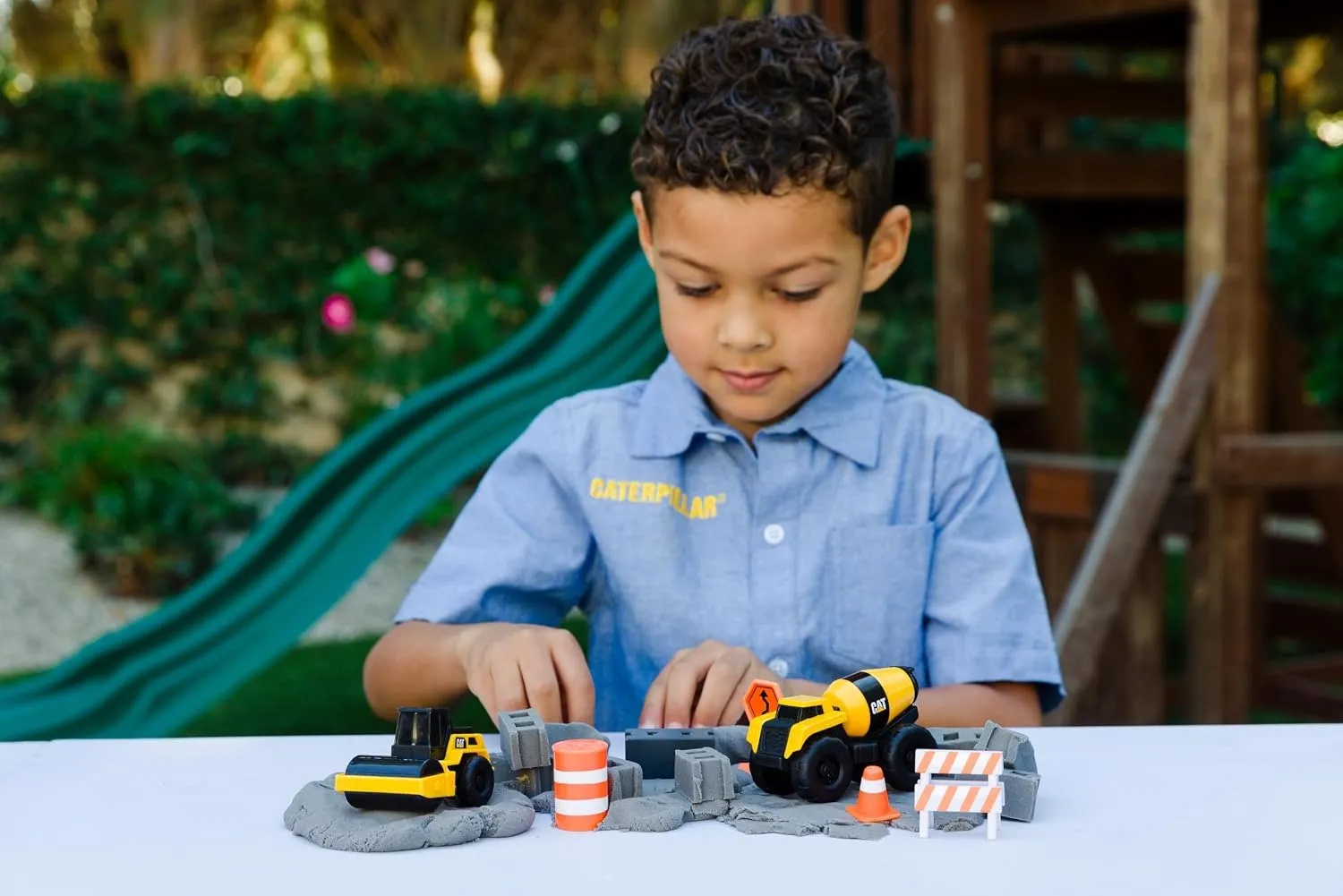 CAT Dig N’ Build Concrete Playset 10oz