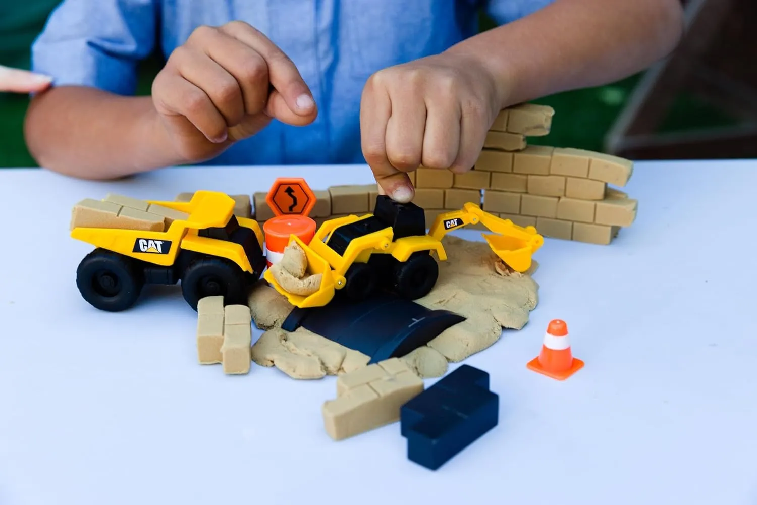 CAT Construction Toys, Dig N' Build Dirt Playset