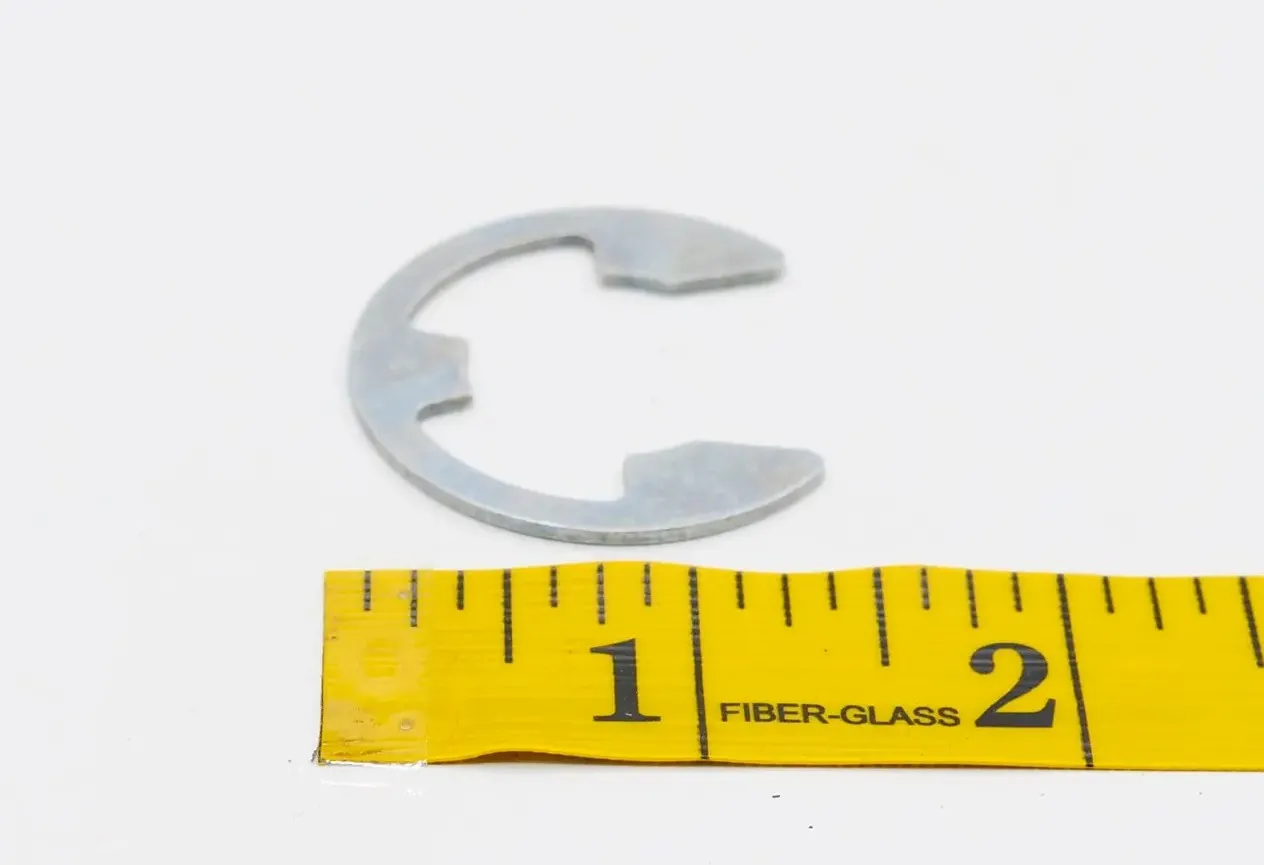 Kubota E-Ring K1132-11722 – Genuine Rear Wheel Retainer Clip