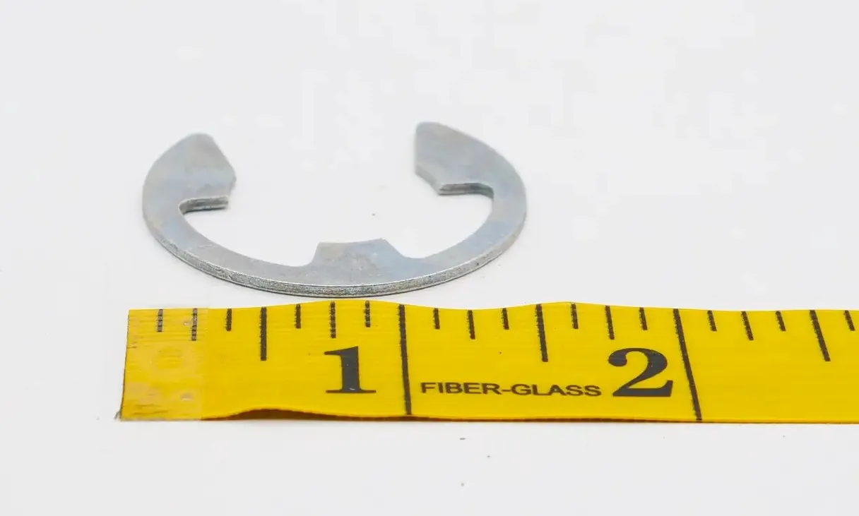 Kubota E-Ring K1132-11722 – Genuine Rear Wheel Retainer Clip