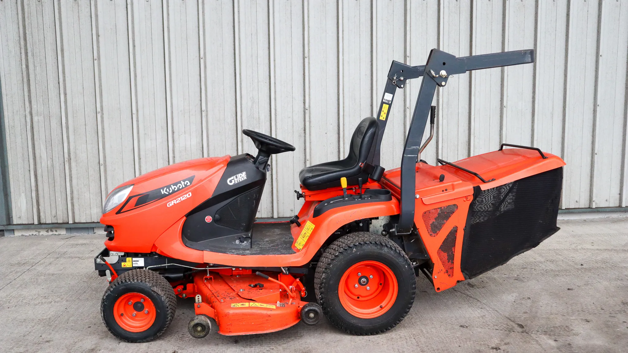 Used 2023 Kubota GR2120 Lawnmower