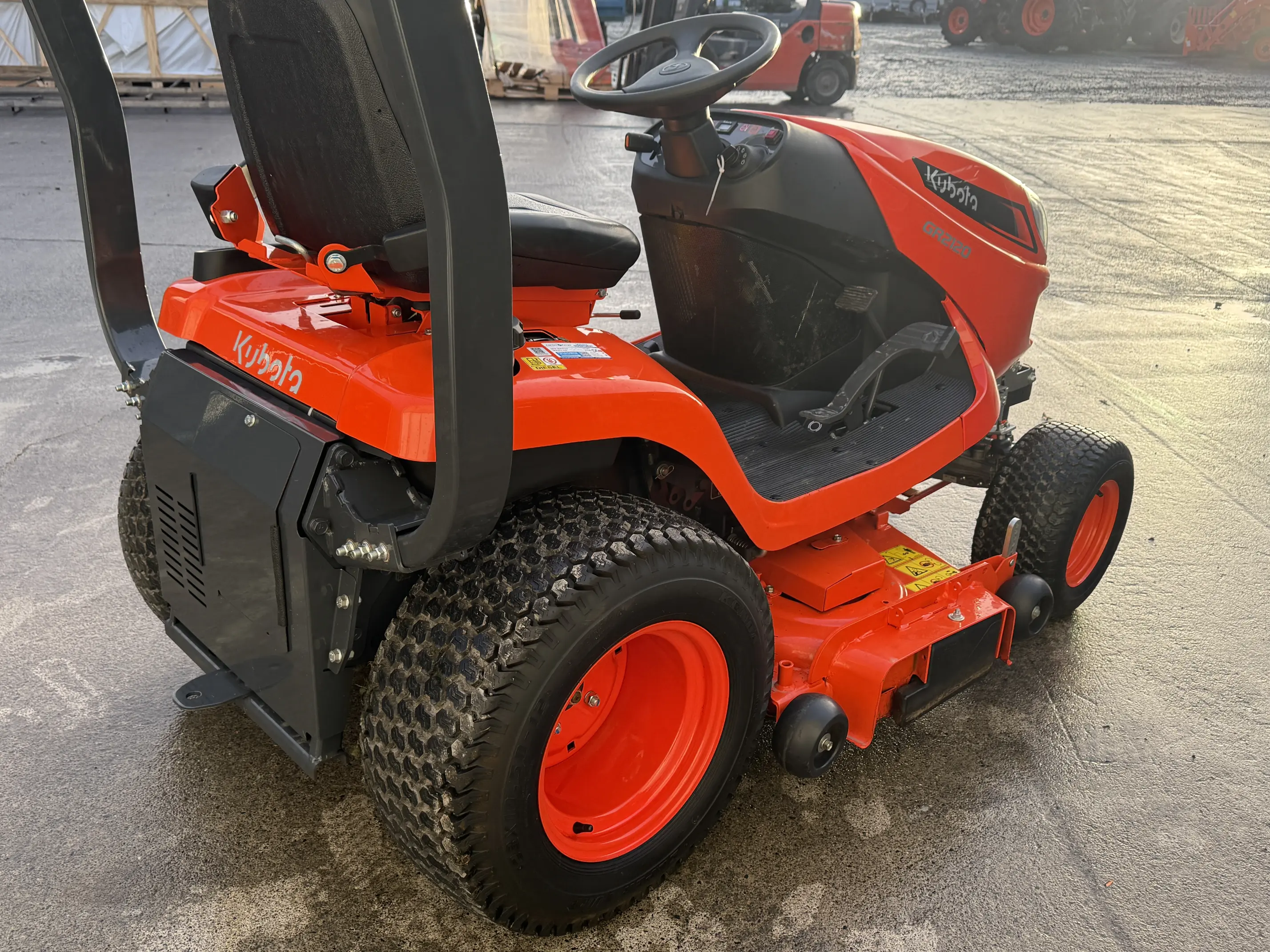 Used 2024 Kubota GR2120s Lawnmower