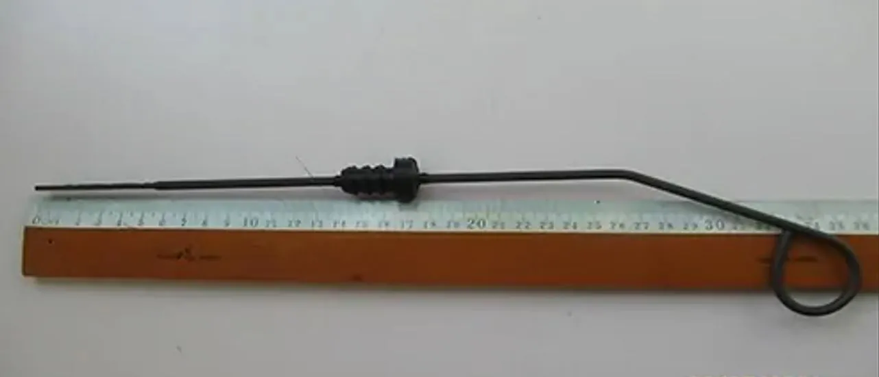 Kubota Oil Gauge – OEM Engine-Block Part for Models A-155, A-175, A-195, GB Series & More