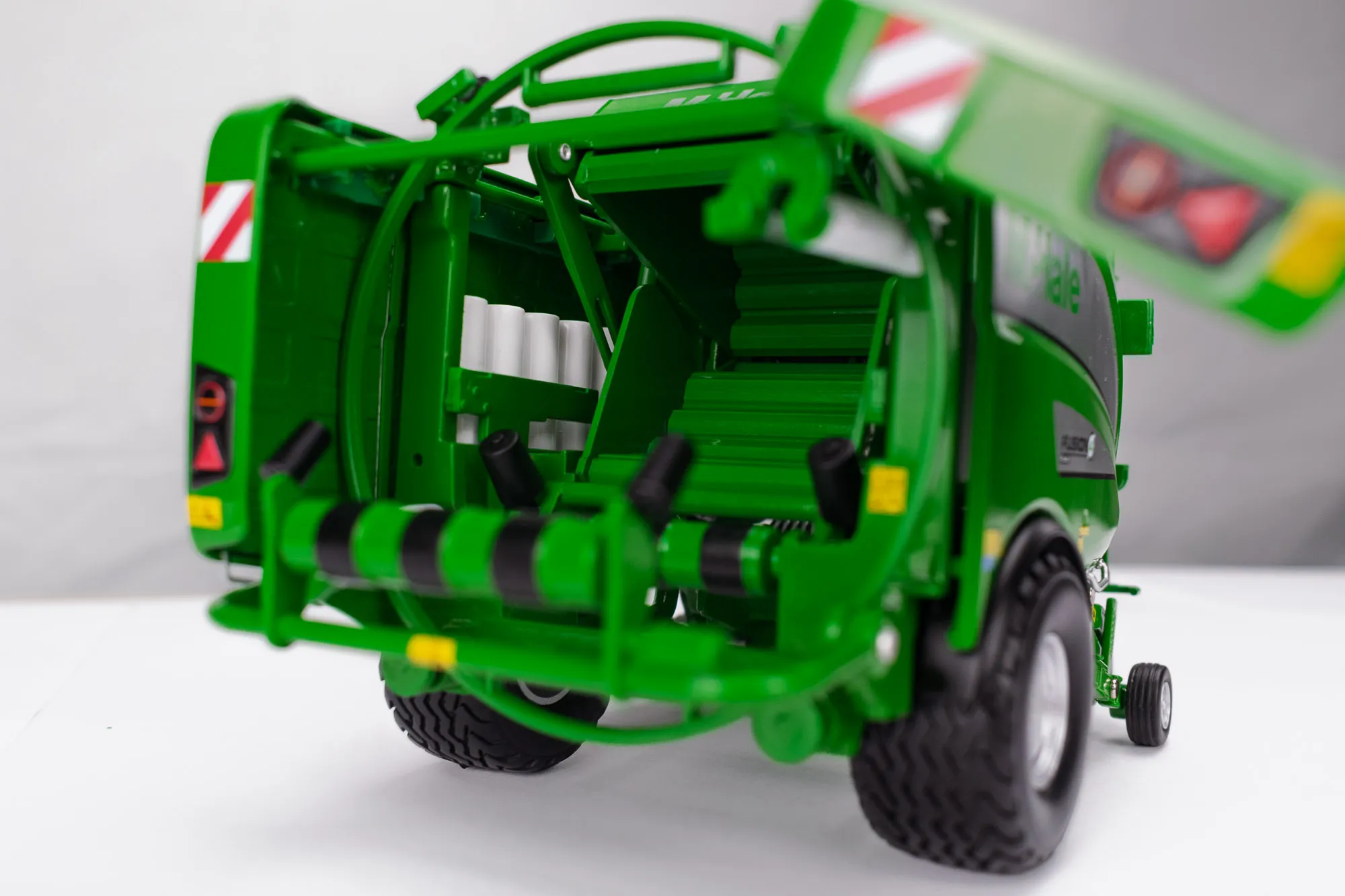 McHale Fusion 4 Plus Baler Scale Model - 1:32 Scale