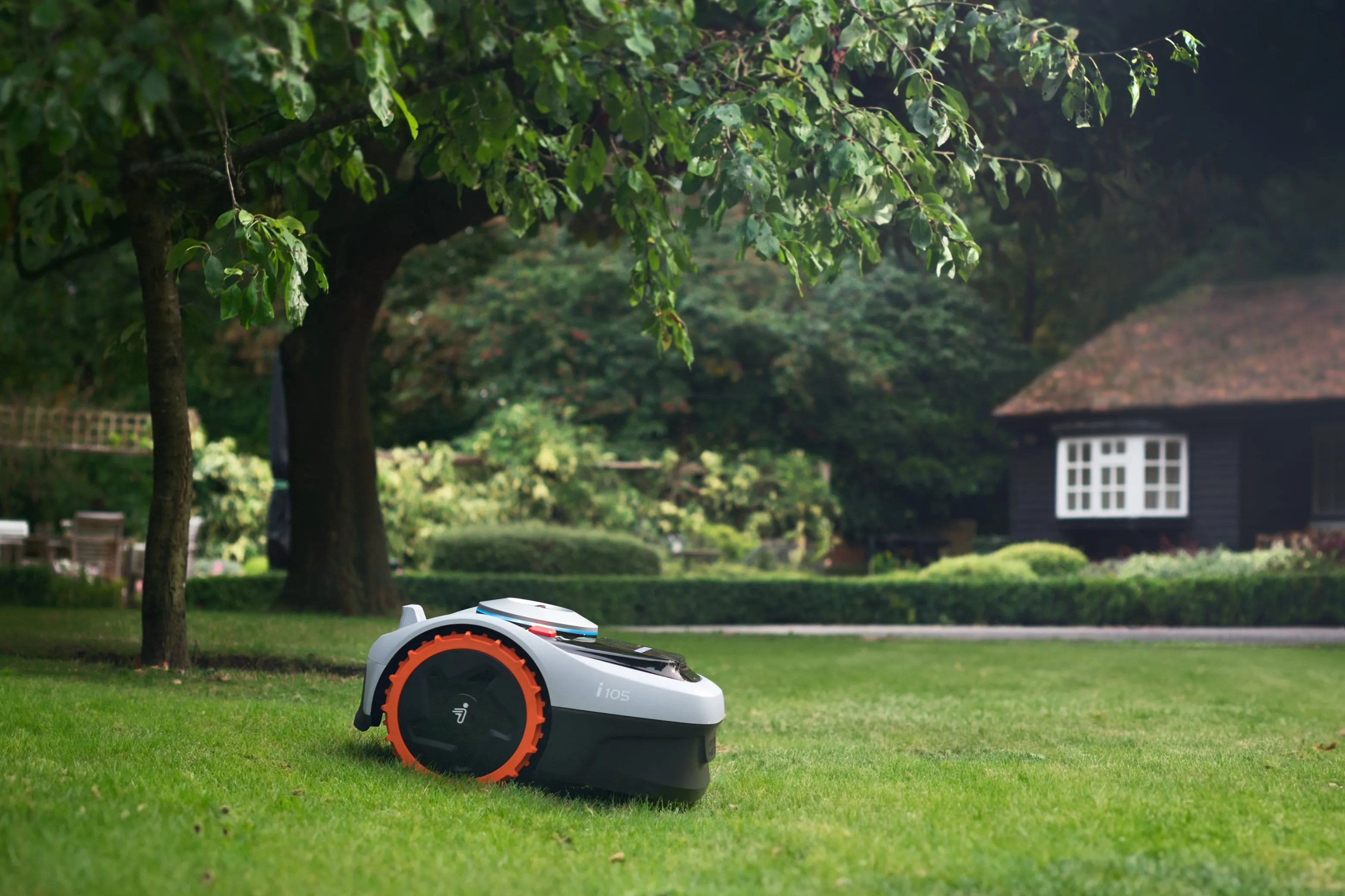 Robot lawn mower no boundary wire discount